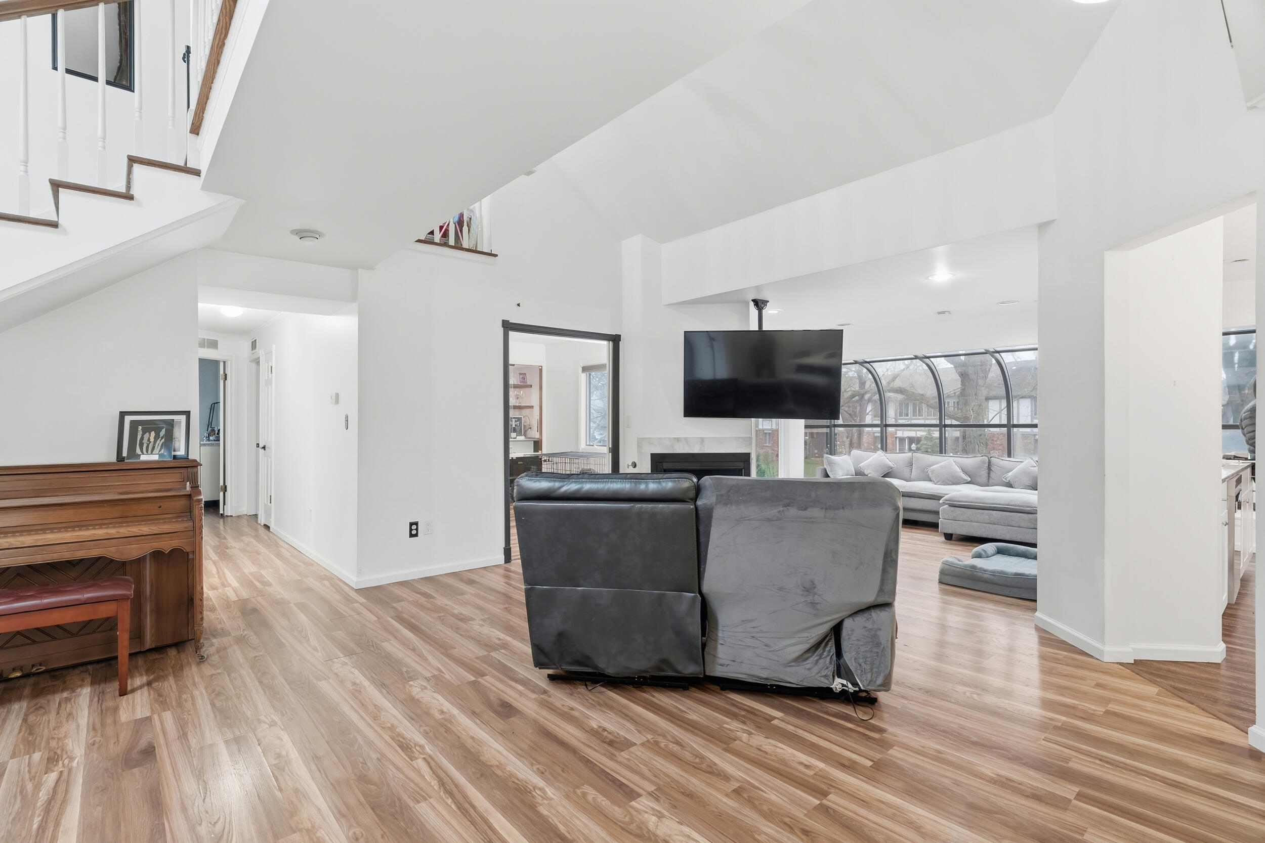 2039 Dorchester, Schererville, IN #3, 46375; Image #5