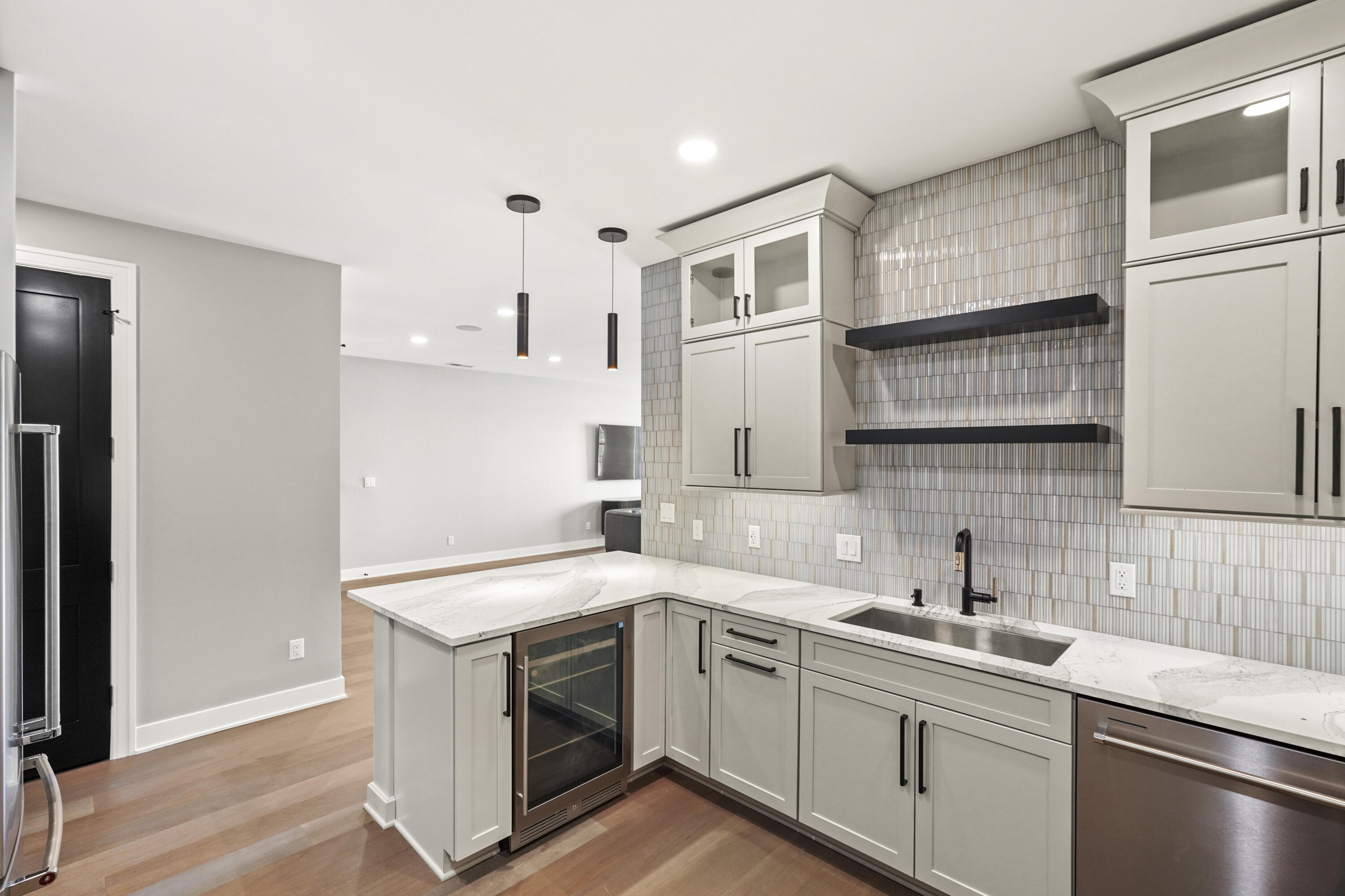 10261 Calumet Avenue, Dyer, IN #203, 46311; Image #14