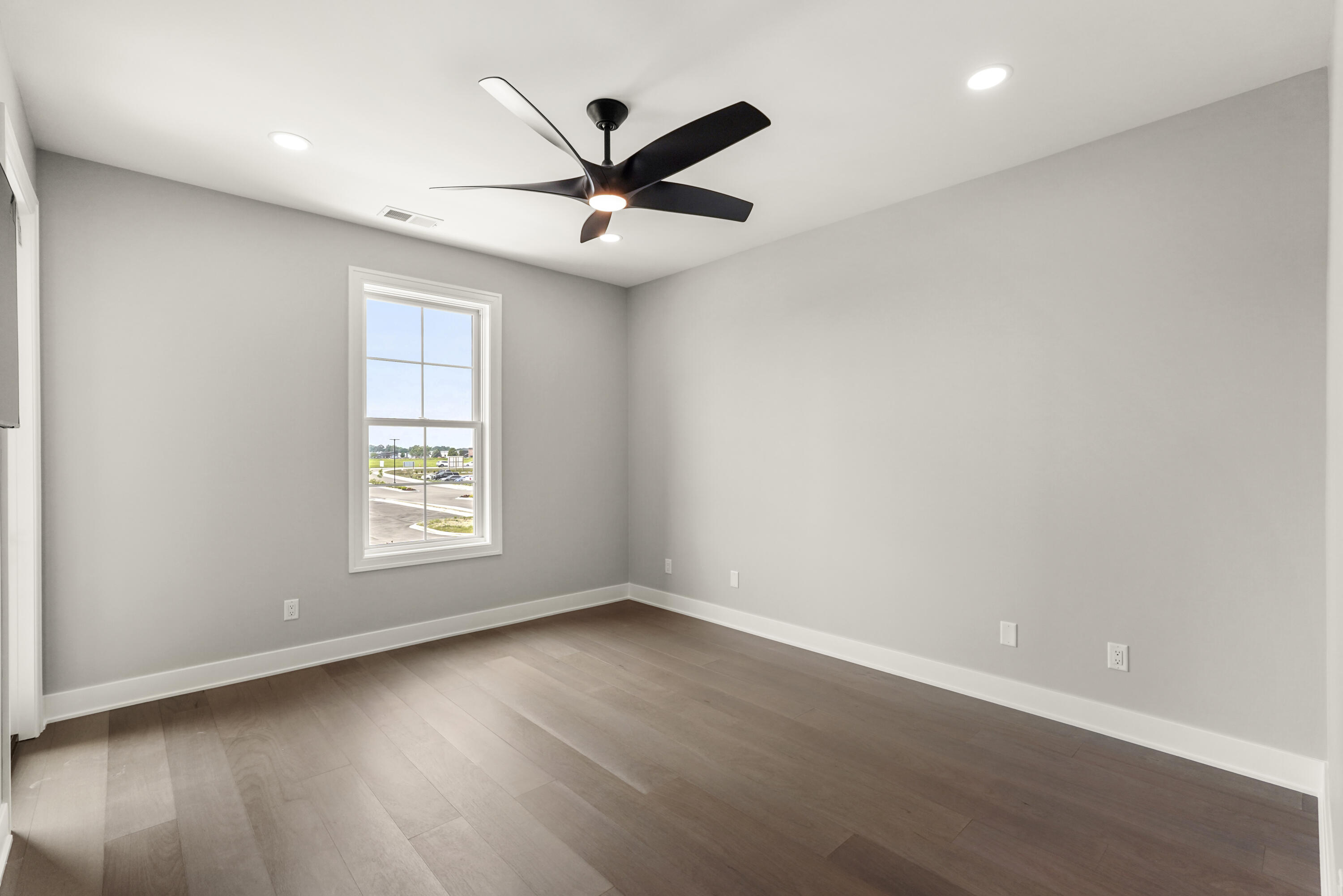 10261 Calumet Avenue, Dyer, IN #203, 46311; Image #17
