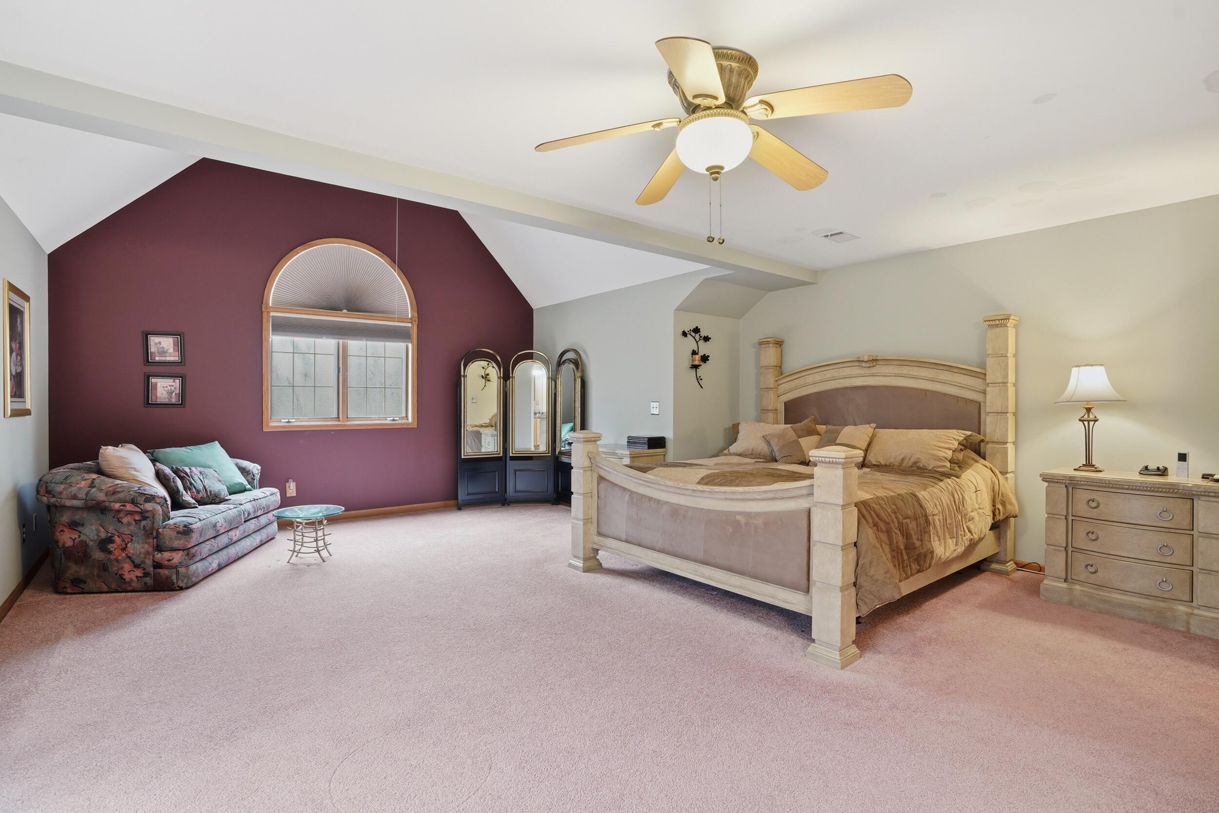 704 W Us Hwy 30, Valparaiso, IN 46385; Image #16