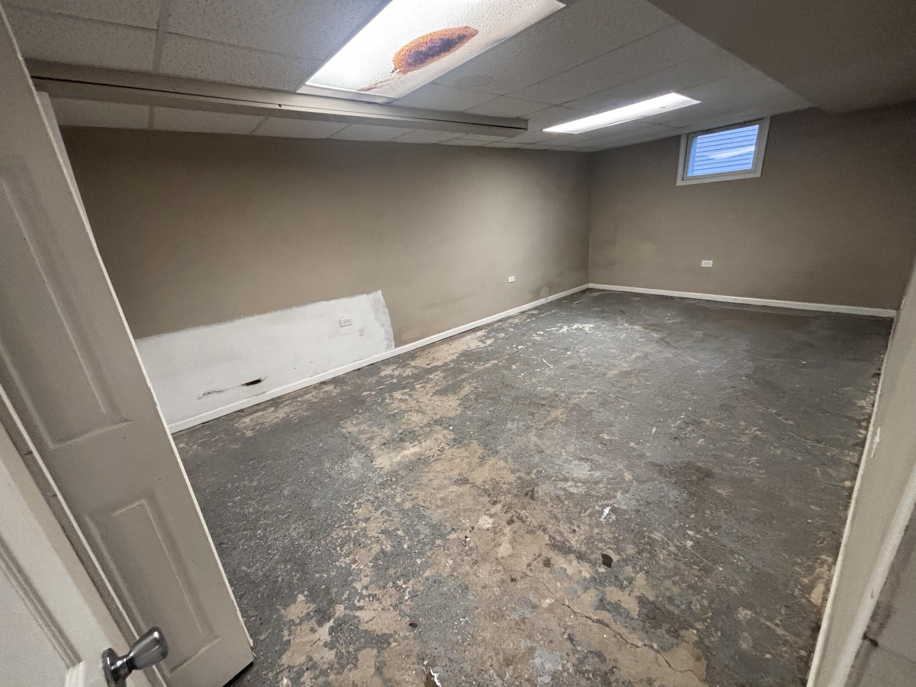2394 W 61st Place, Merrillville, IN 46410; Image #12
