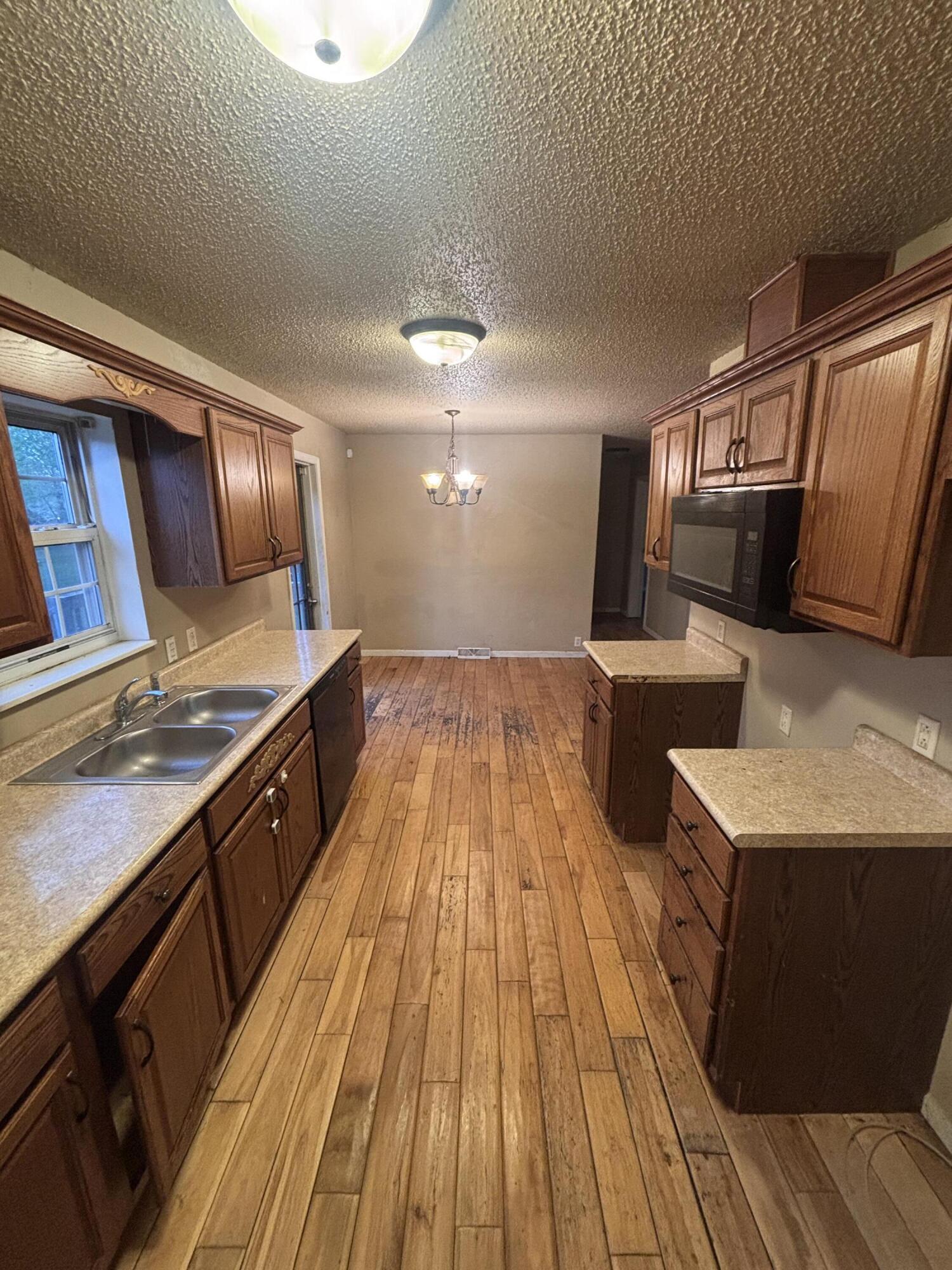 2394 W 61st Place, Merrillville, IN 46410; Image #4