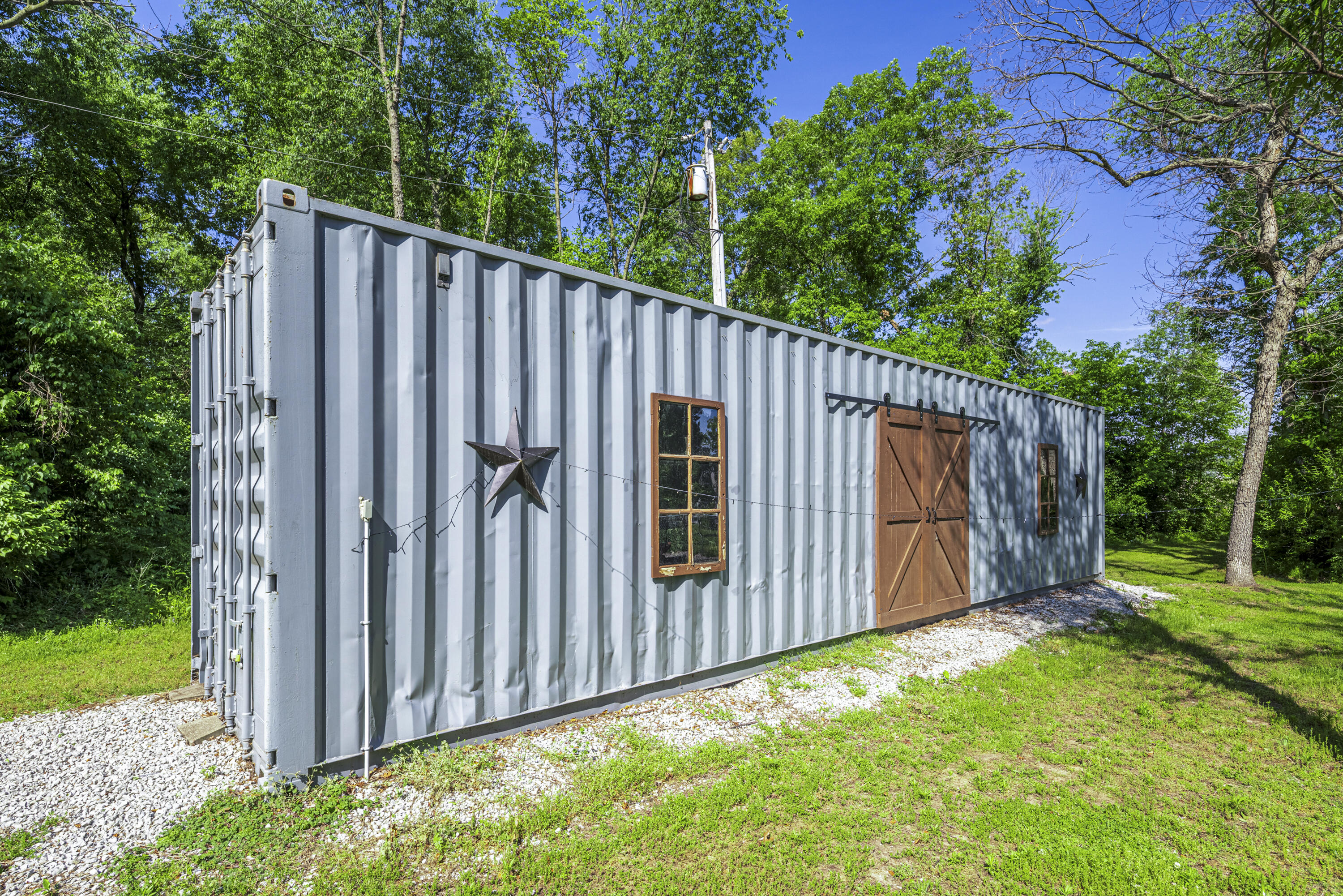9754 N Charter Road, DeMotte, IN 46310; Image #12