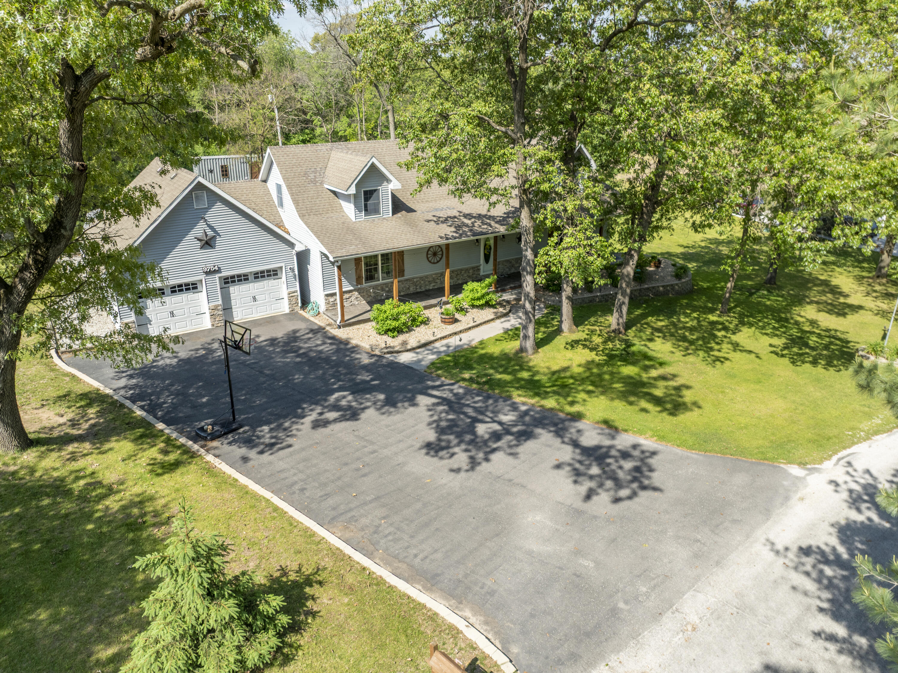 9754 N Charter Road, DeMotte, IN 46310; Image #65