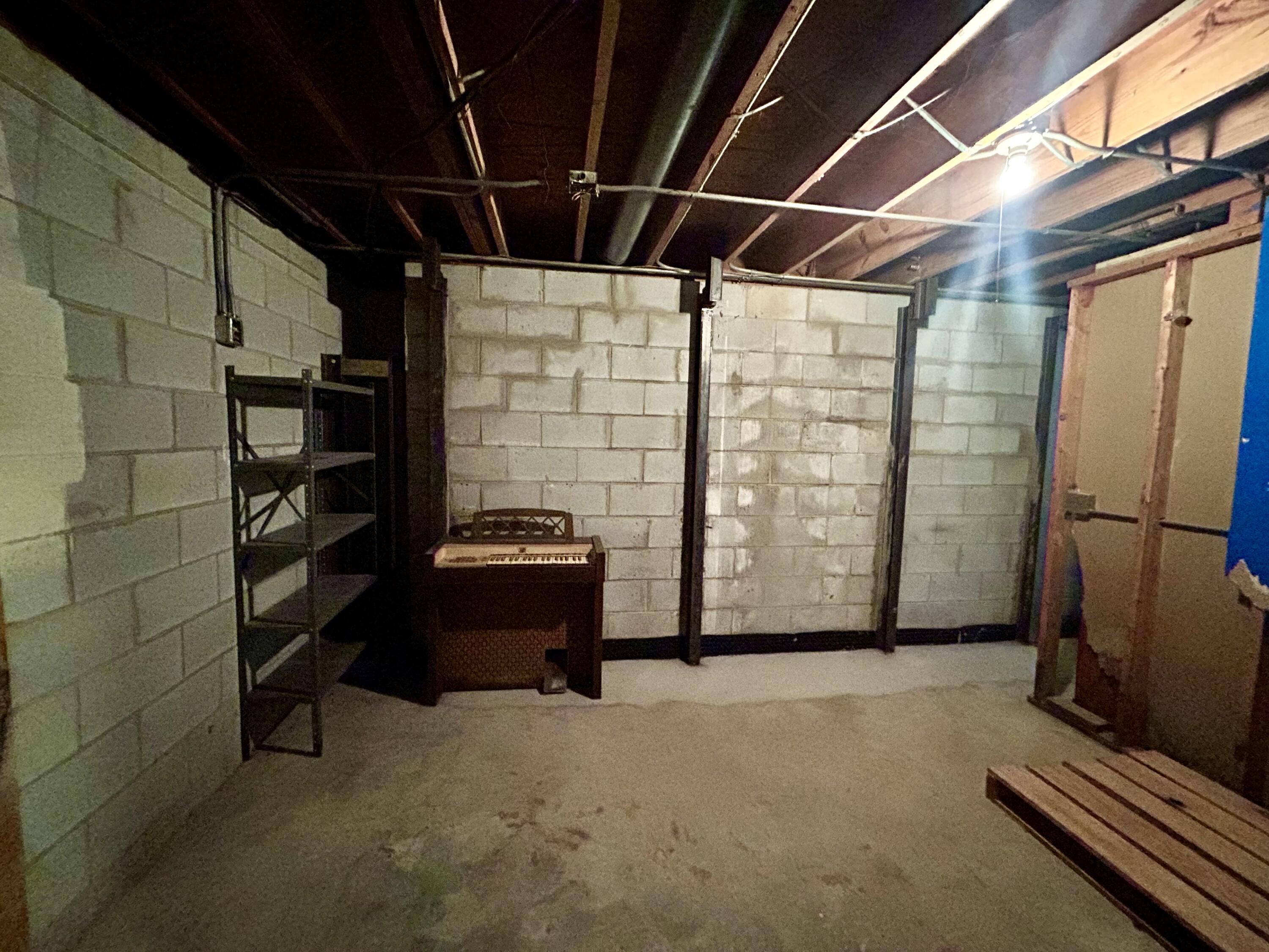 1752 Greenview Street, Valparaiso, IN 46383; Image #37