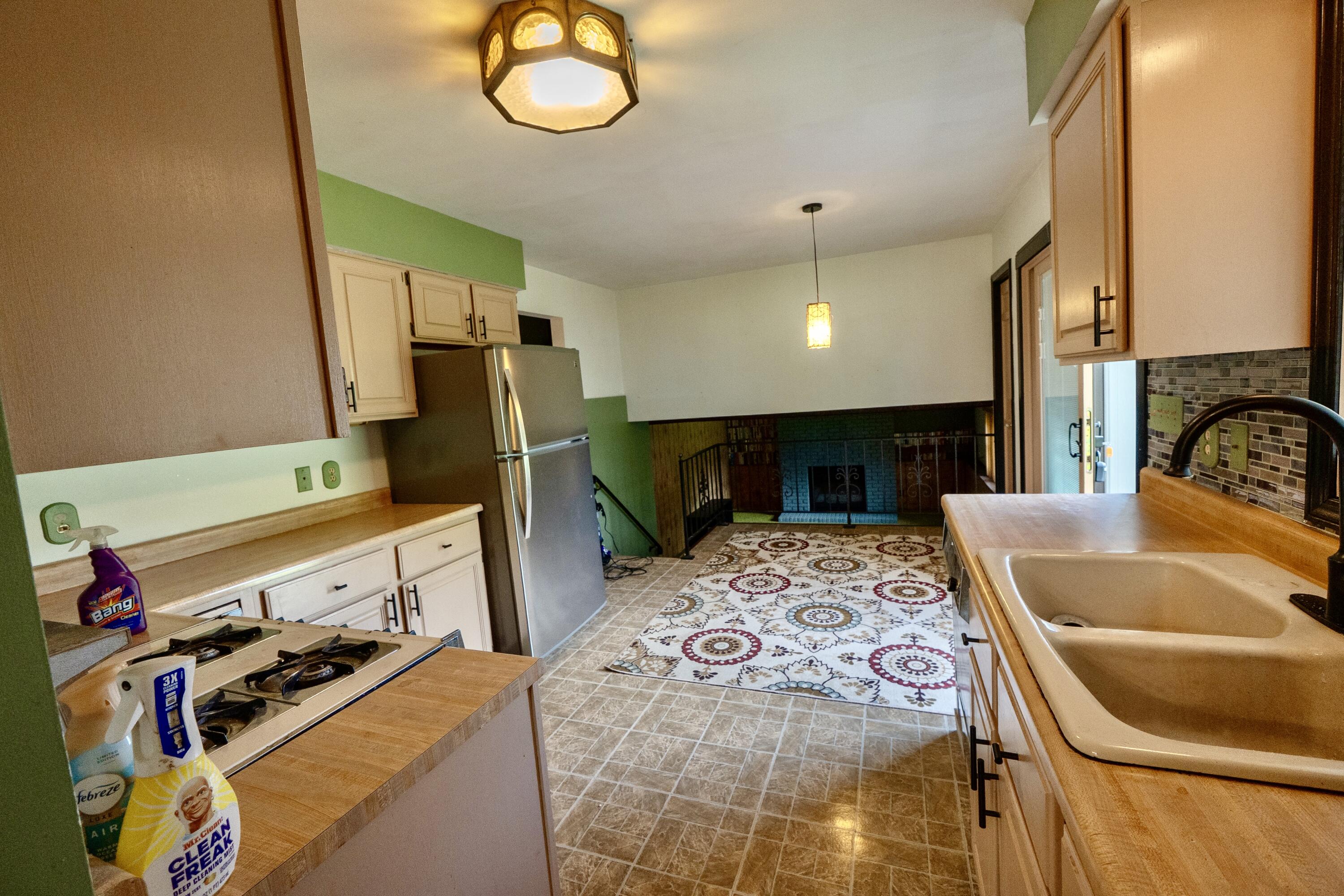 1752 Greenview Street, Valparaiso, IN 46383; Image #4