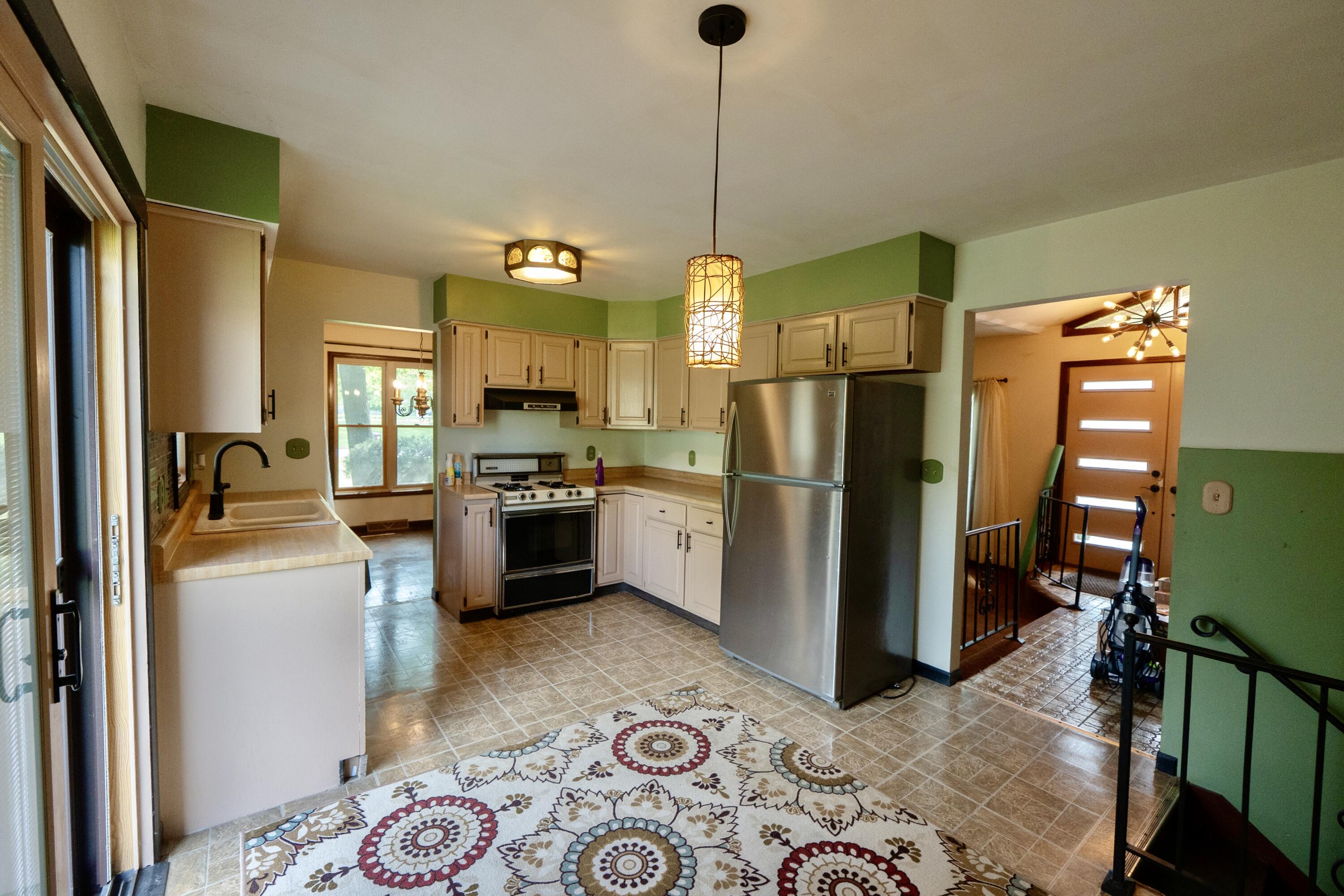 1752 Greenview Street, Valparaiso, IN 46383; Image #5