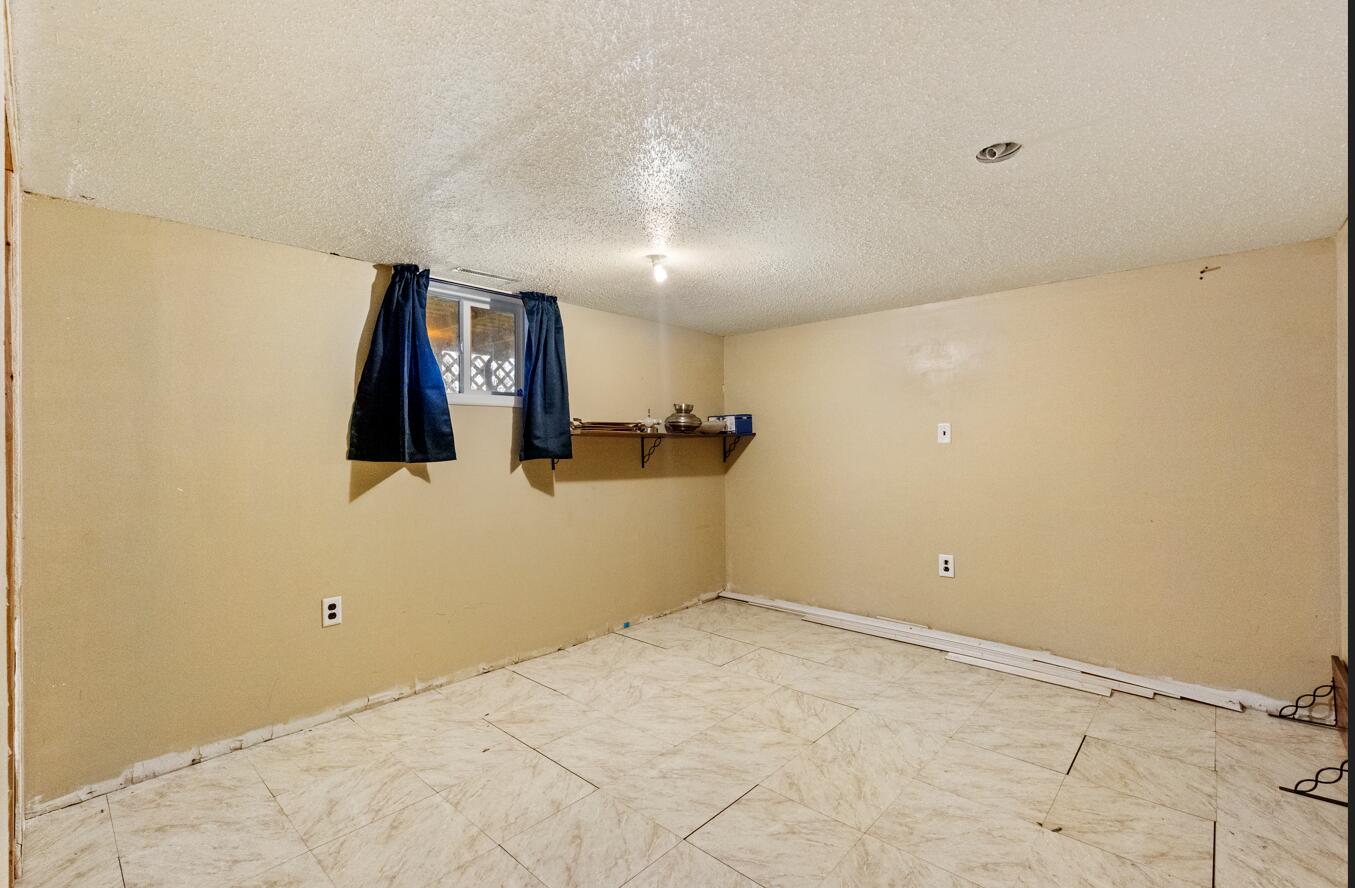 401 Tyler Avenue, Hobart, IN 46342; Image #17