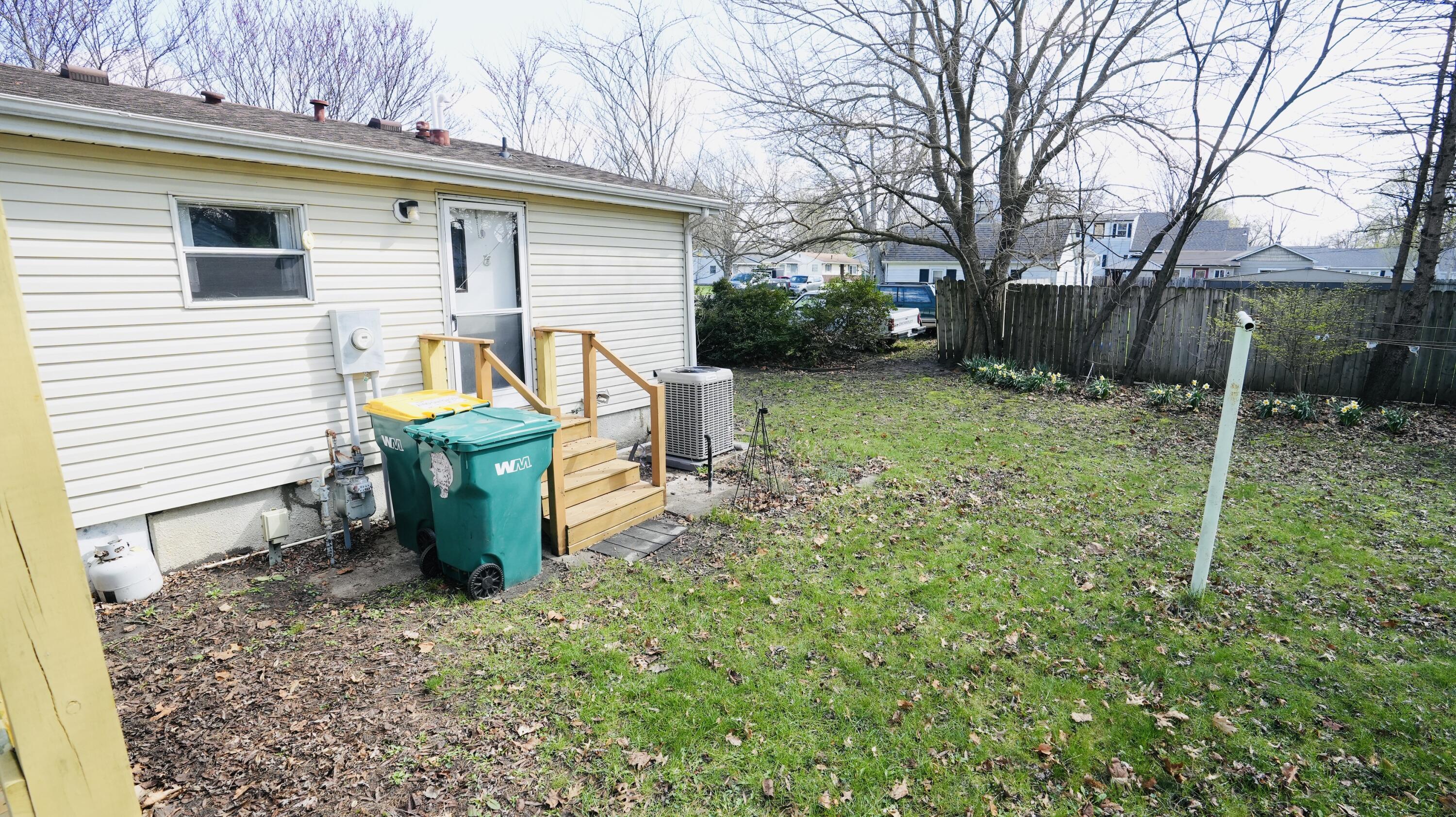 511 W Vine Street, North Judson, IN 46366; Image #17