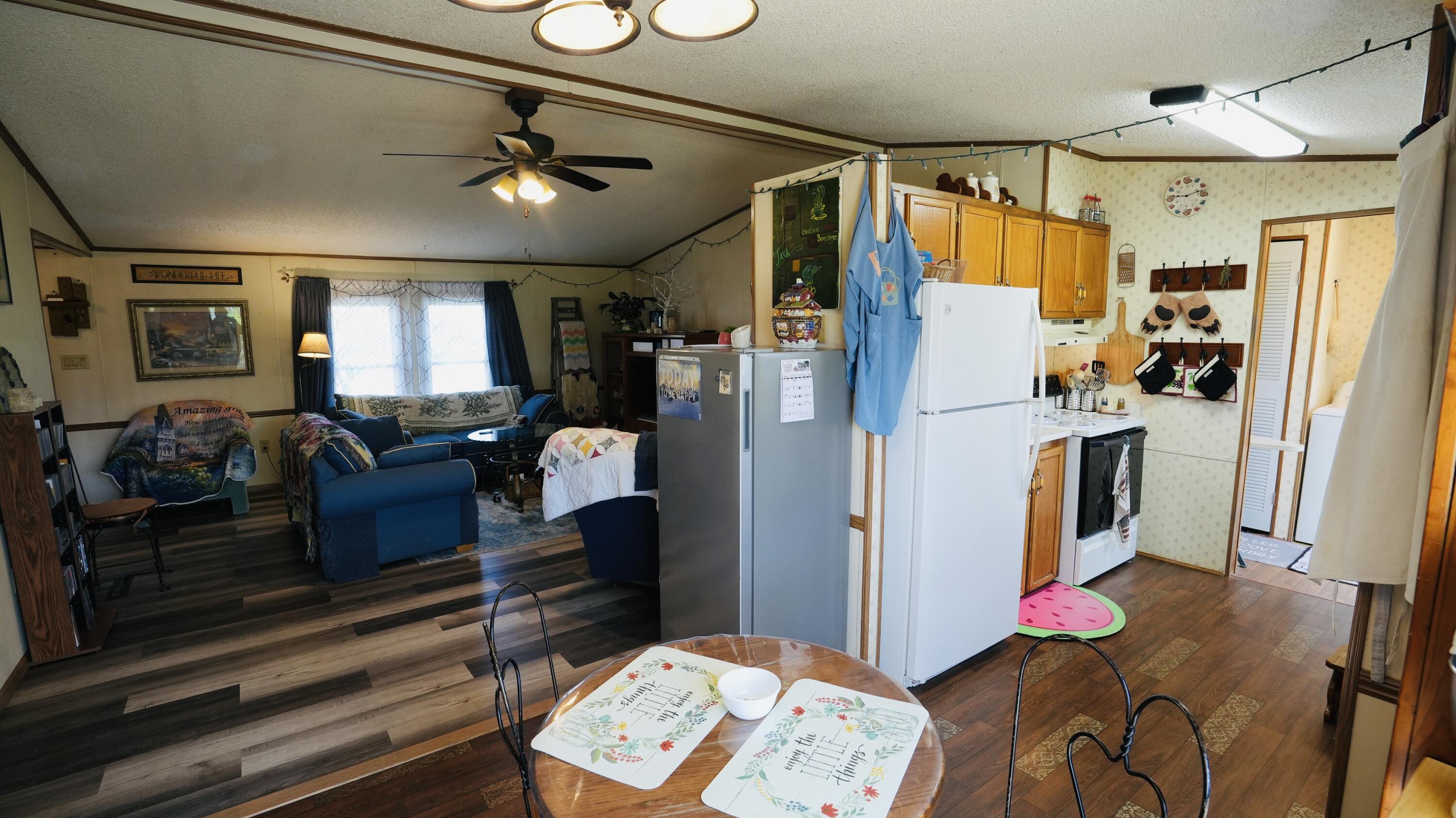 511 W Vine Street, North Judson, IN 46366; Image #2