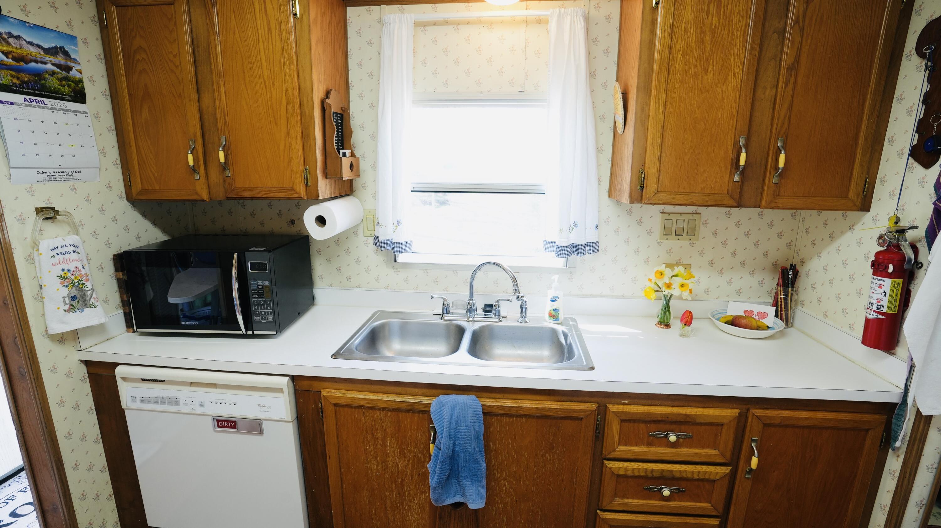 511 W Vine Street, North Judson, IN 46366; Image #5