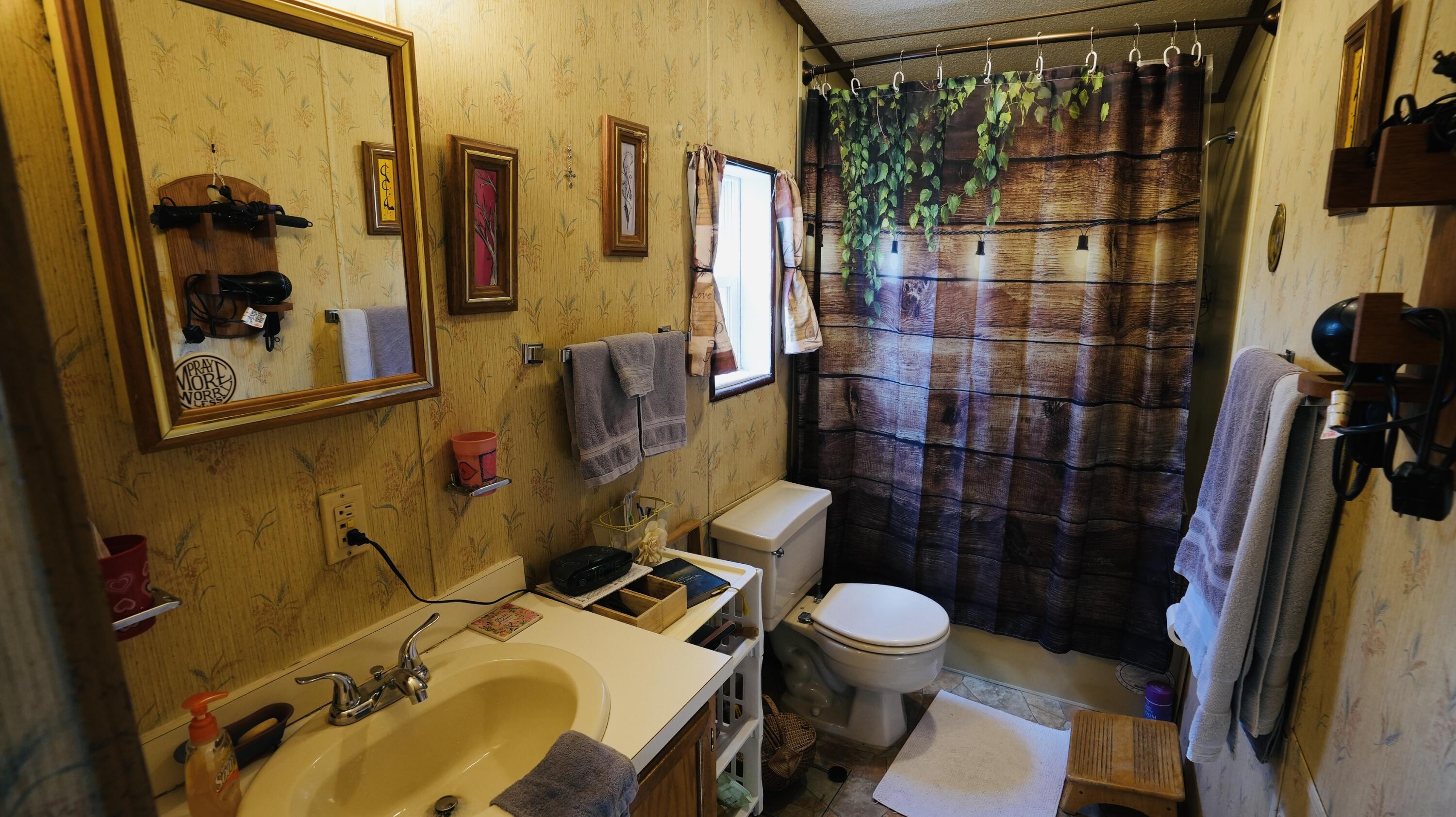511 W Vine Street, North Judson, IN 46366; Image #7
