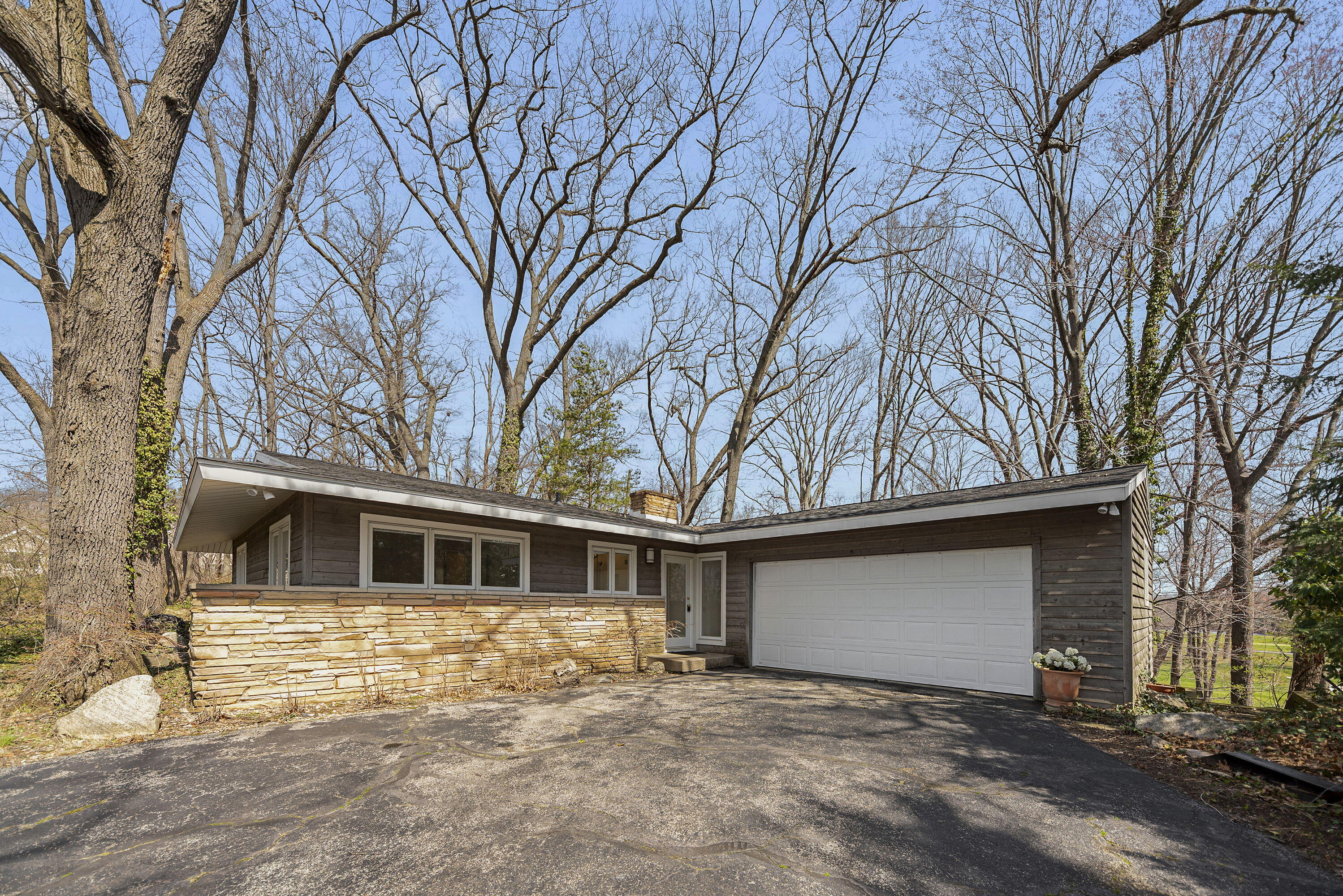 2752 Floral Trail, Long Beach, IN 46360; Image #2