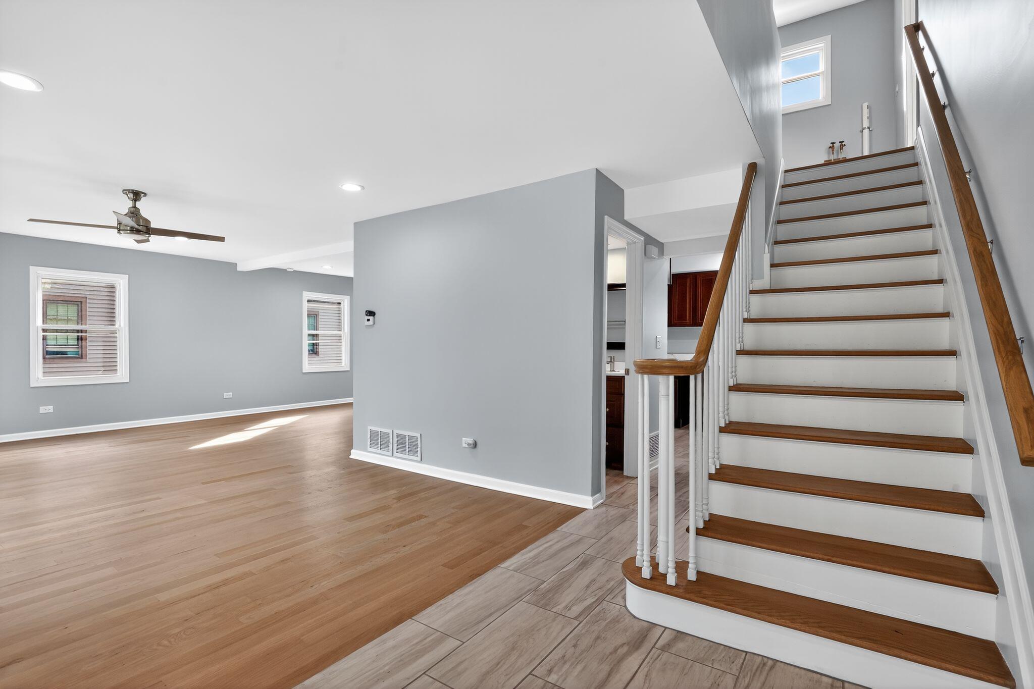 8318 Howard Avenue, Munster, IN 46321; Image #28