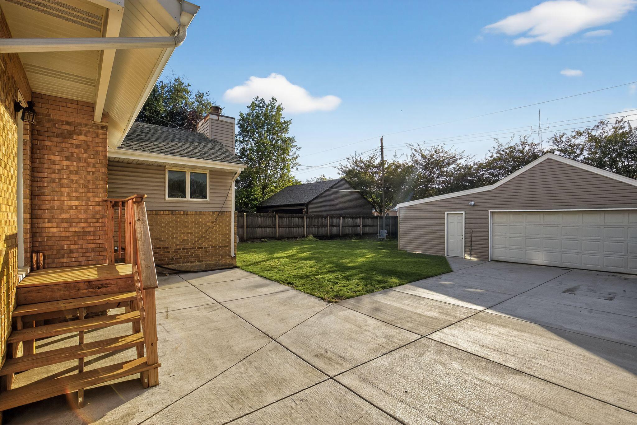 8318 Howard Avenue, Munster, IN 46321; Image #4