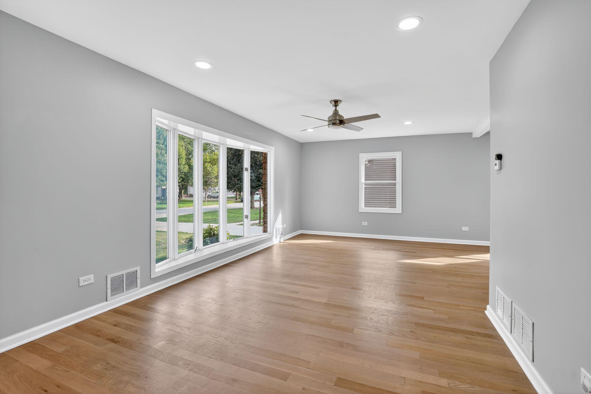 8318 Howard Avenue, Munster, IN 46321; Image #6
