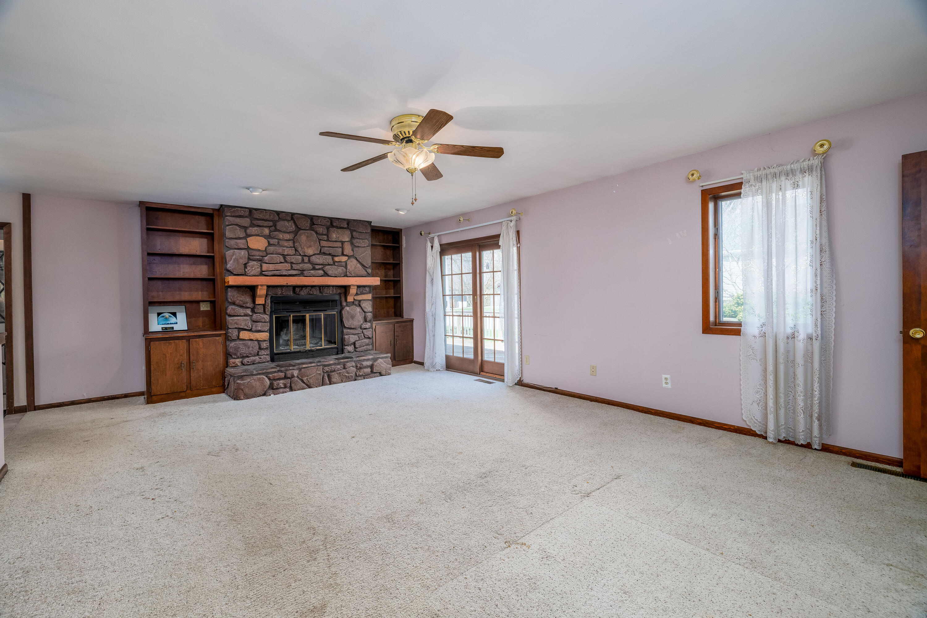 310 E Lincoln Street, Kentland, IN 47951; Image #29