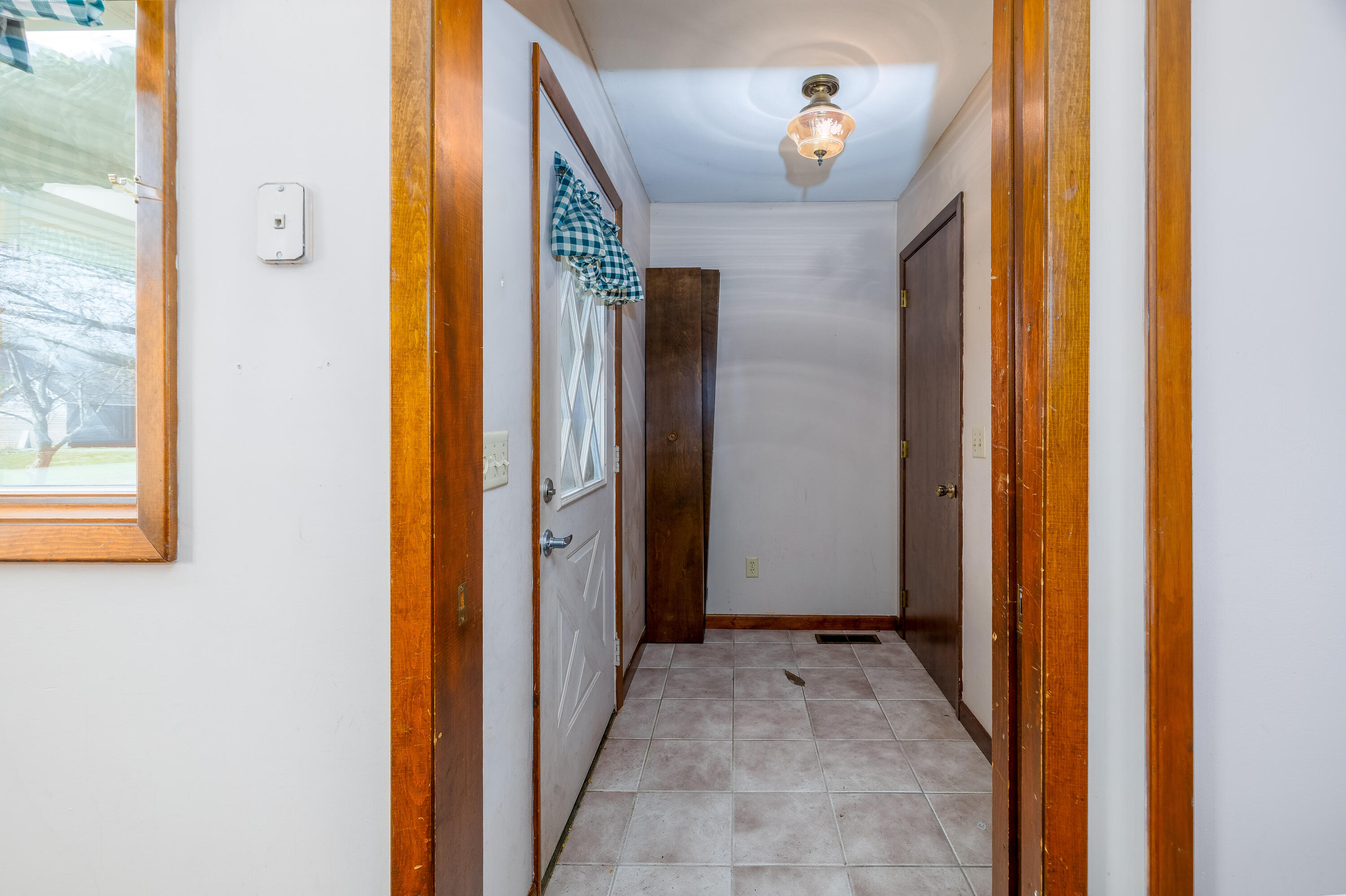 310 E Lincoln Street, Kentland, IN 47951; Image #34