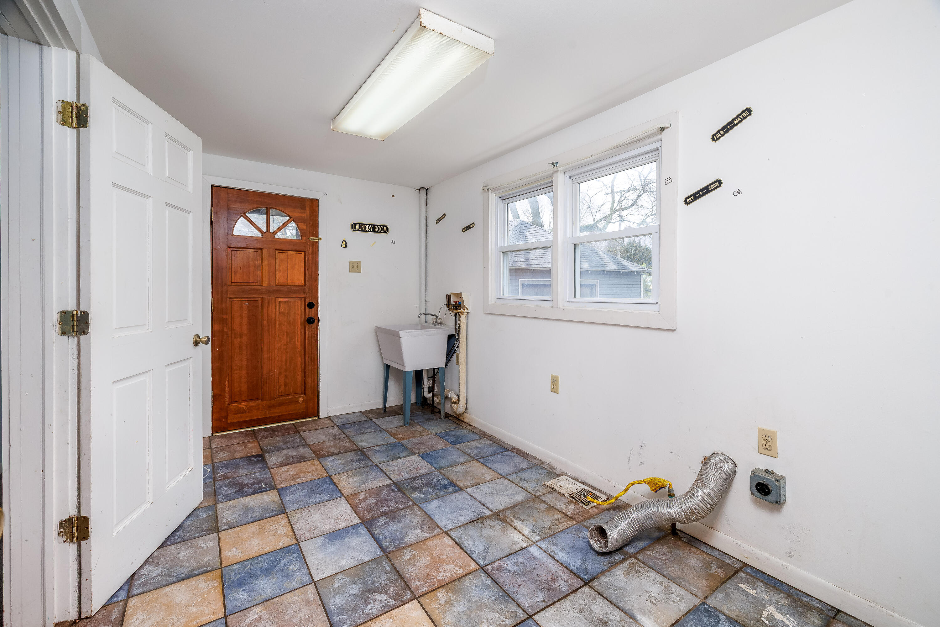 321 E Main Street, Brook, IN 47922; Image #11