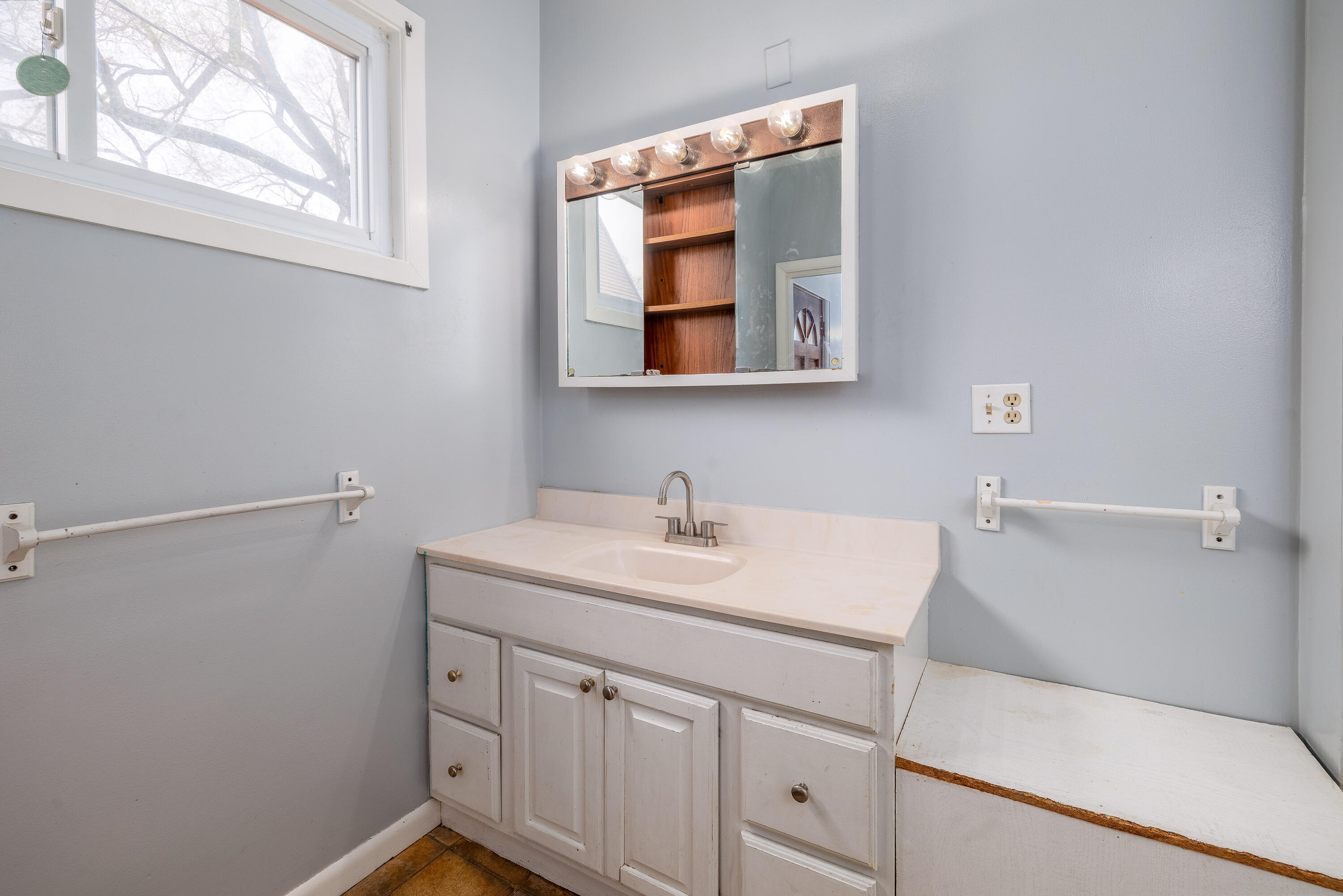 321 E Main Street, Brook, IN 47922; Image #16
