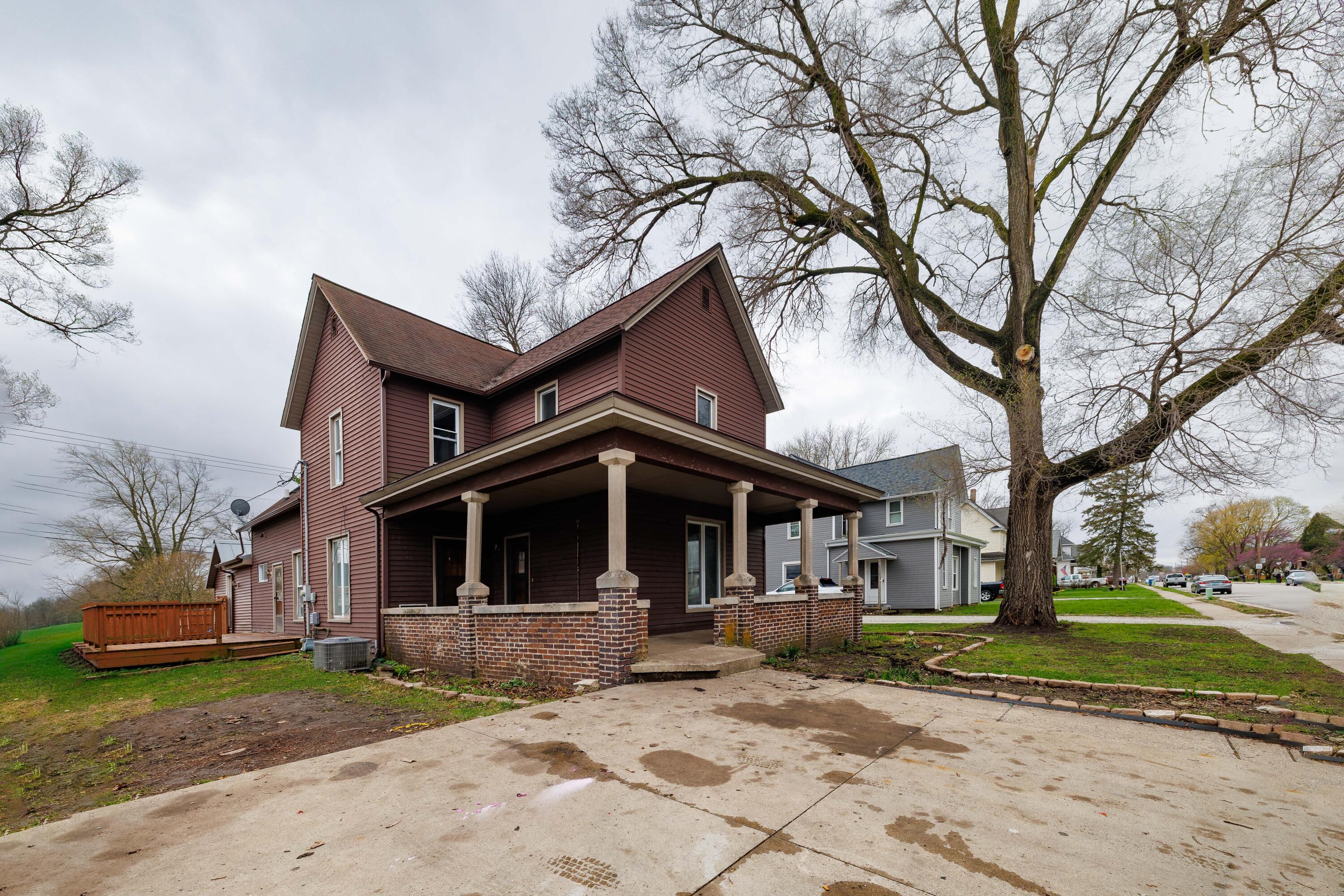321 E Main Street, Brook, IN 47922; Image #32