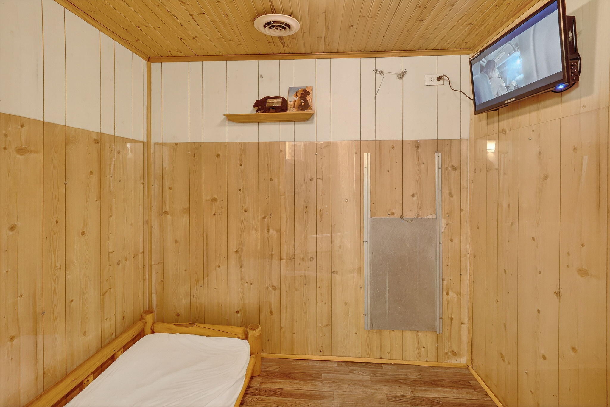 11403 Indiana 10, Argos, IN 46501; Image #37