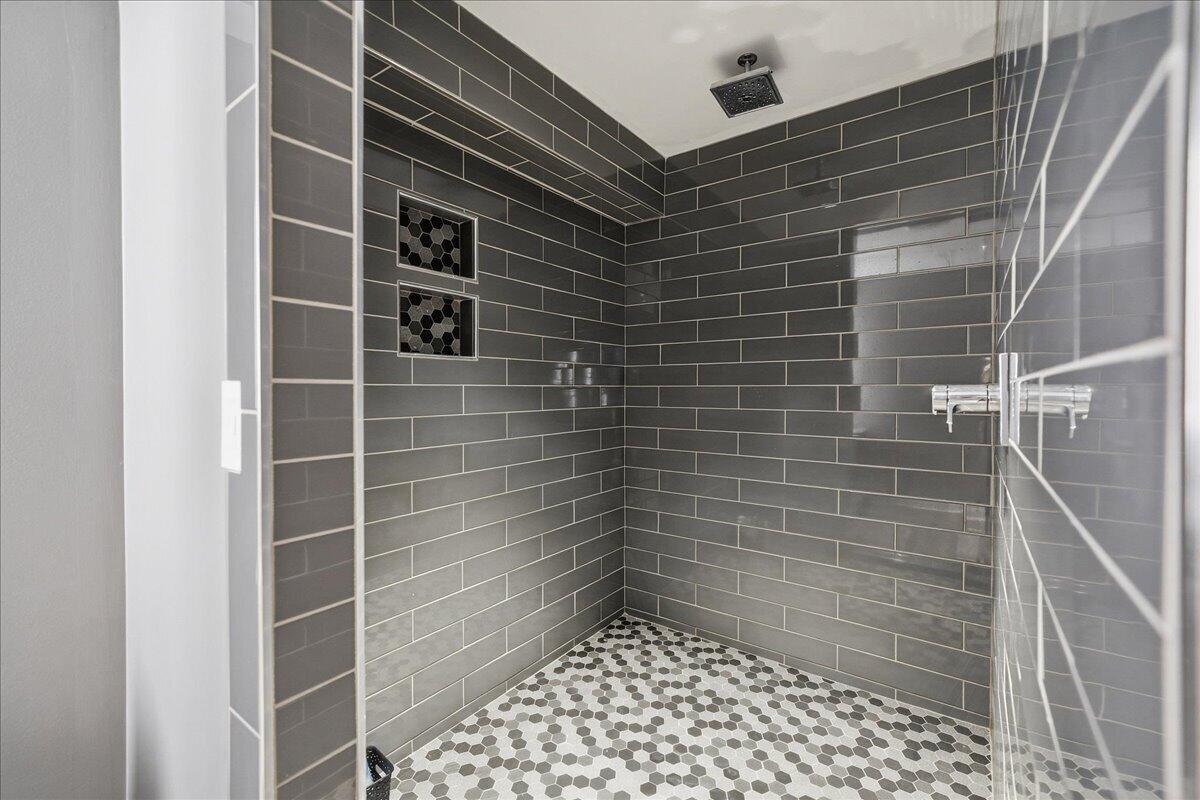 12460 Pennsylvania Place, Crown Point, IN 46307; Image #32
