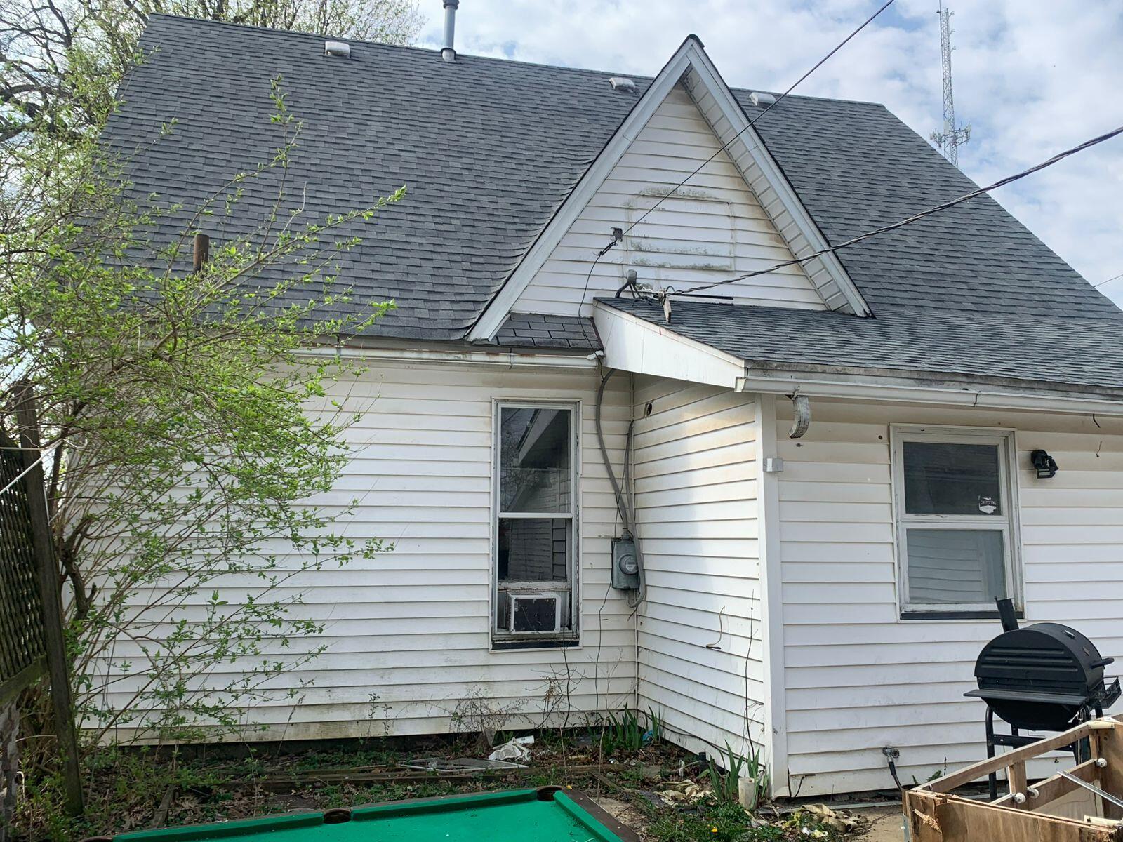 209 E Cyrus Street, Farmersburg, IN 47850; Image #15