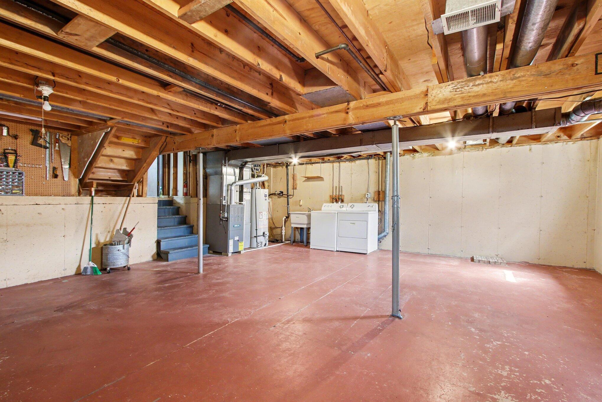 1379 Leeward Road, Crown Point, IN 46307; Image #28