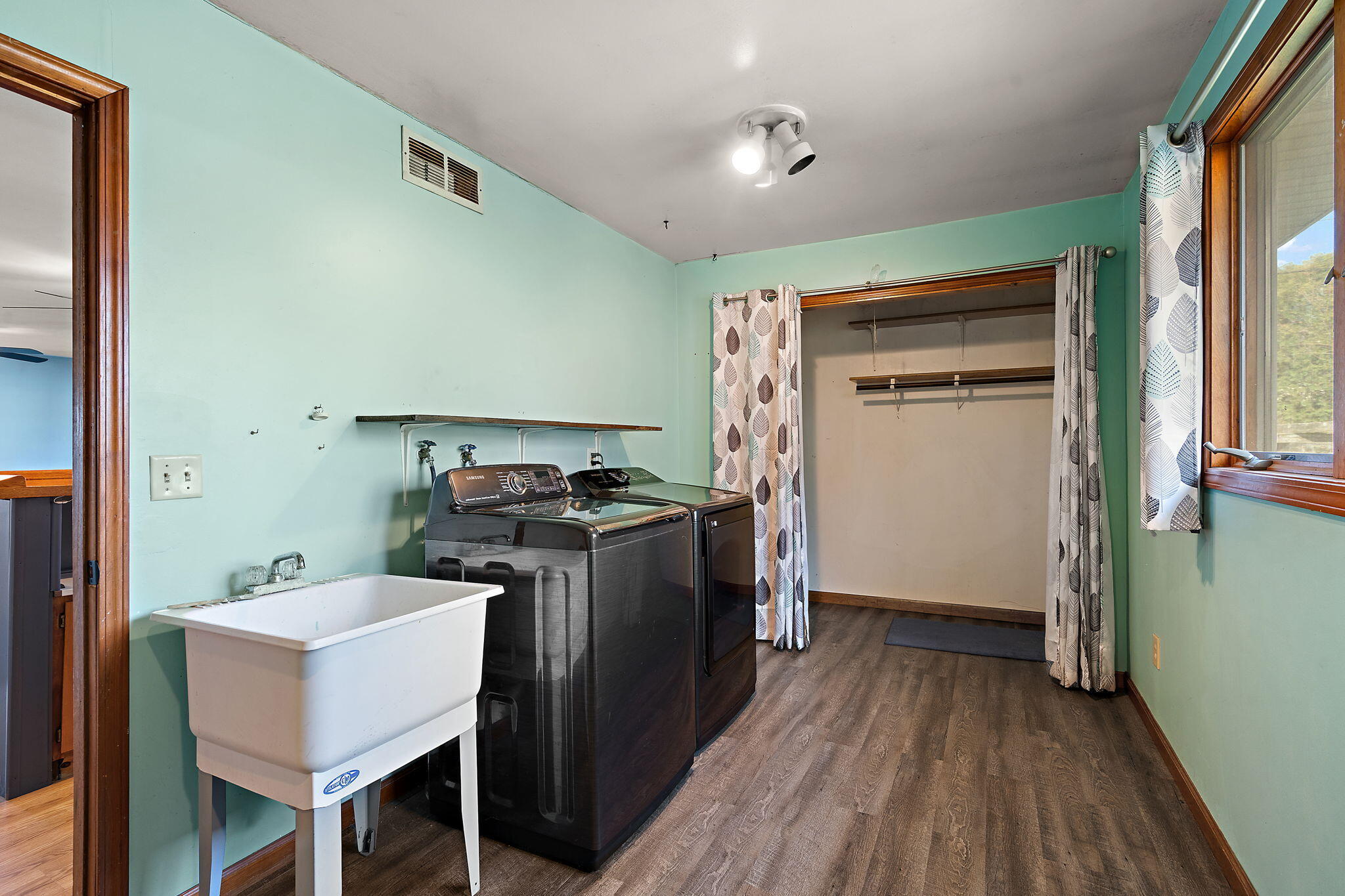 9542 Roosevelt Place, Crown Point, IN 46307; Image #16
