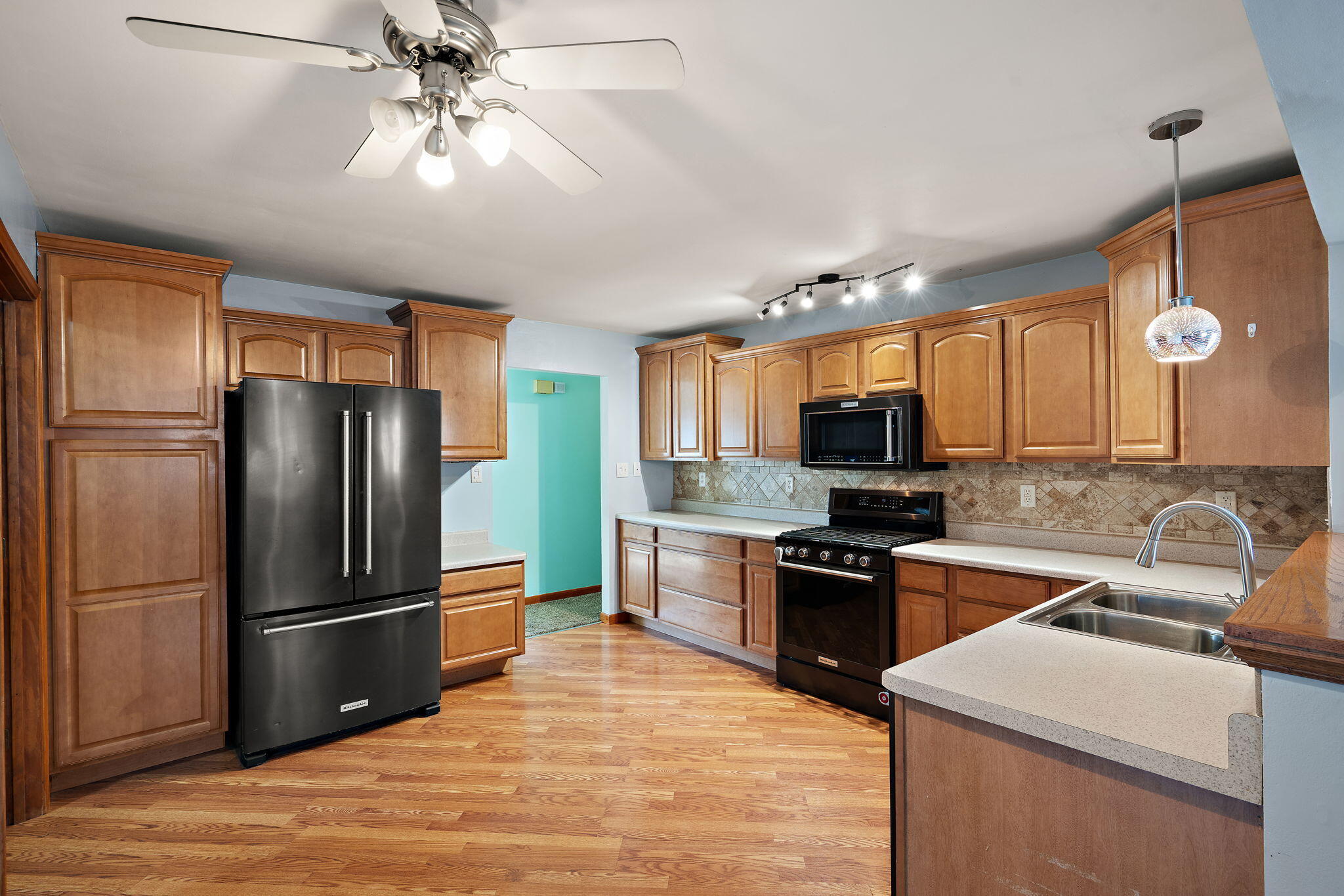 9542 Roosevelt Place, Crown Point, IN 46307; Image #2