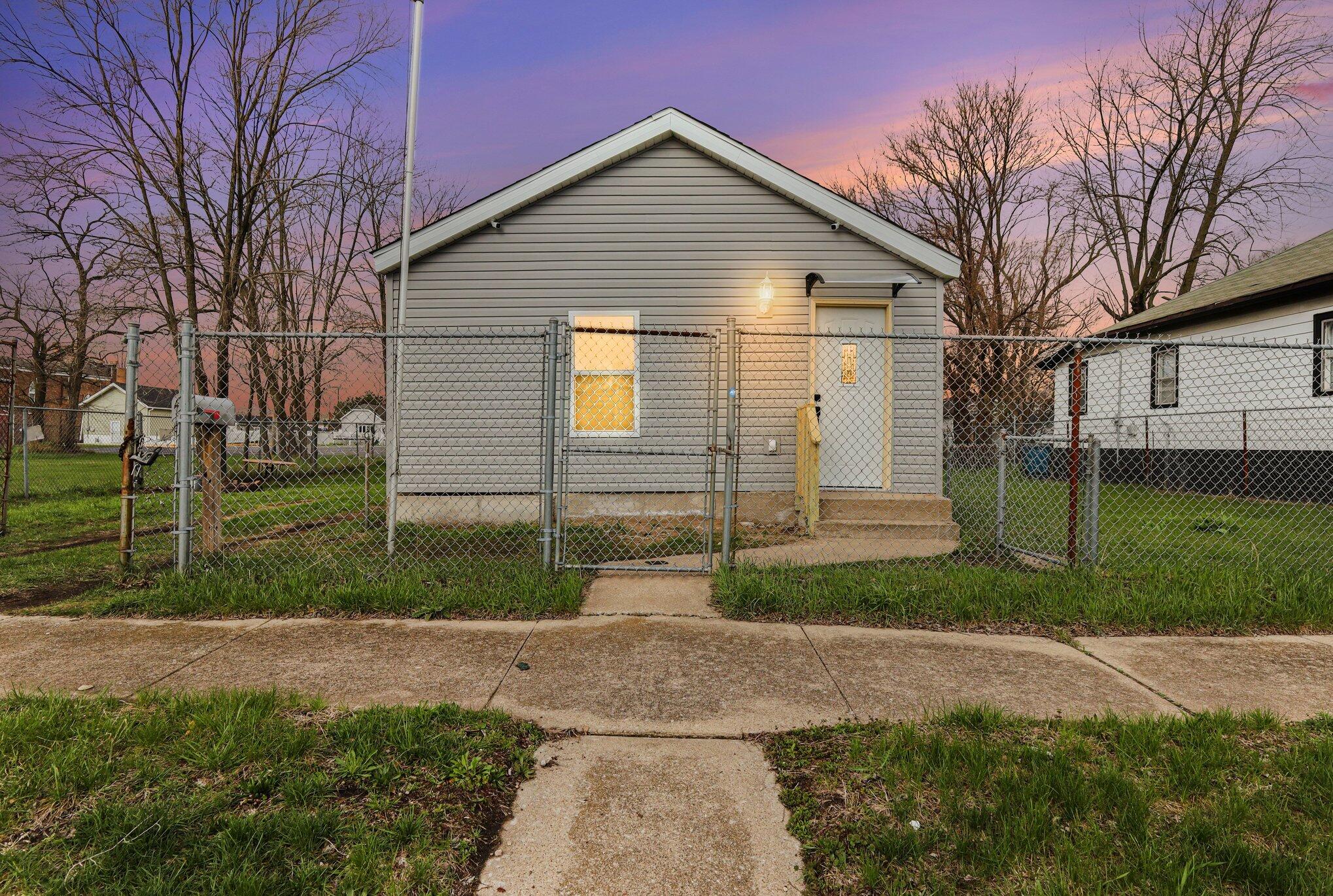 2420 Connecticut Street, Gary, IN 46407; Image #31