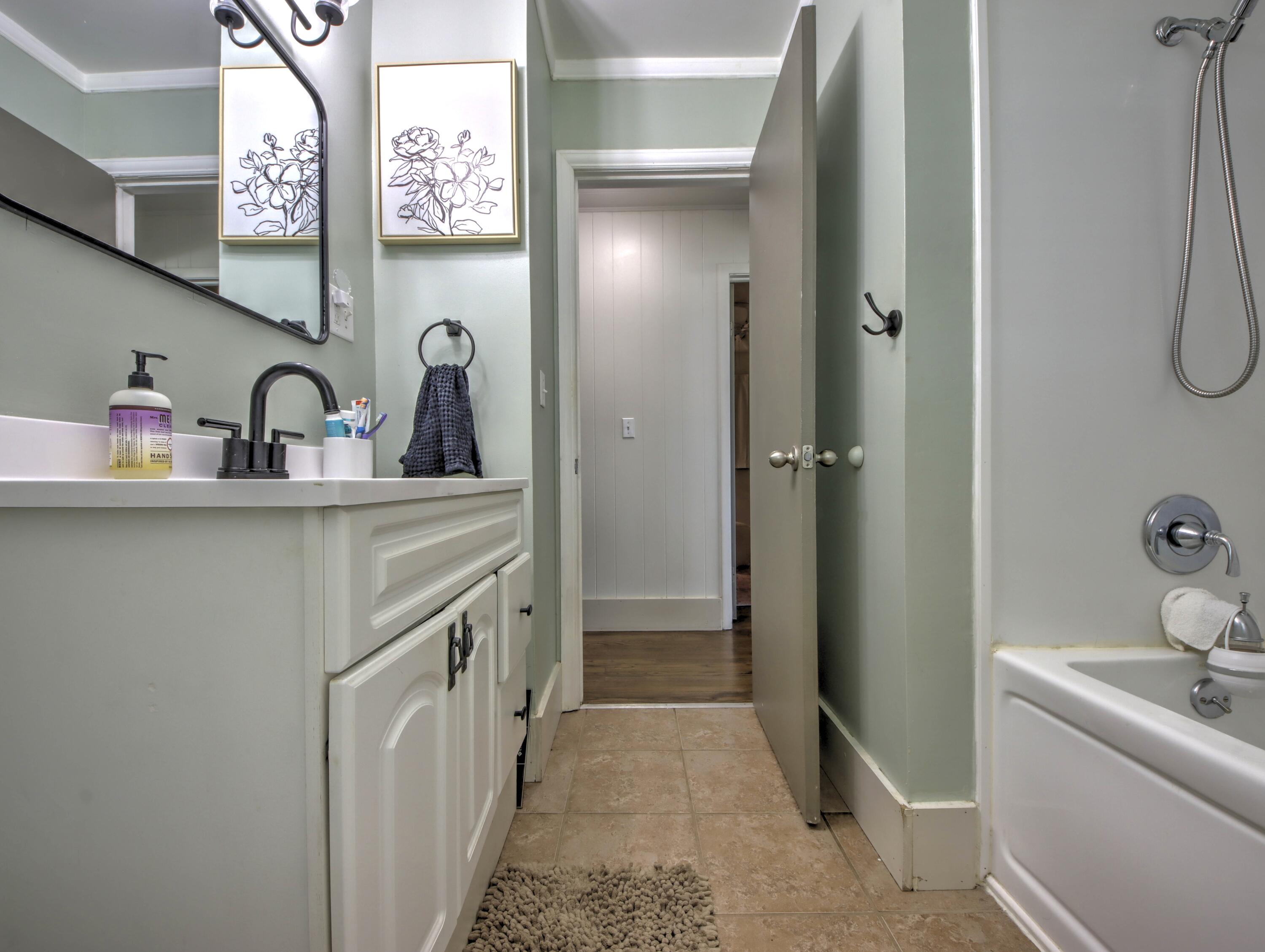 102 W 250 S, La Porte, IN 46350; Image #15