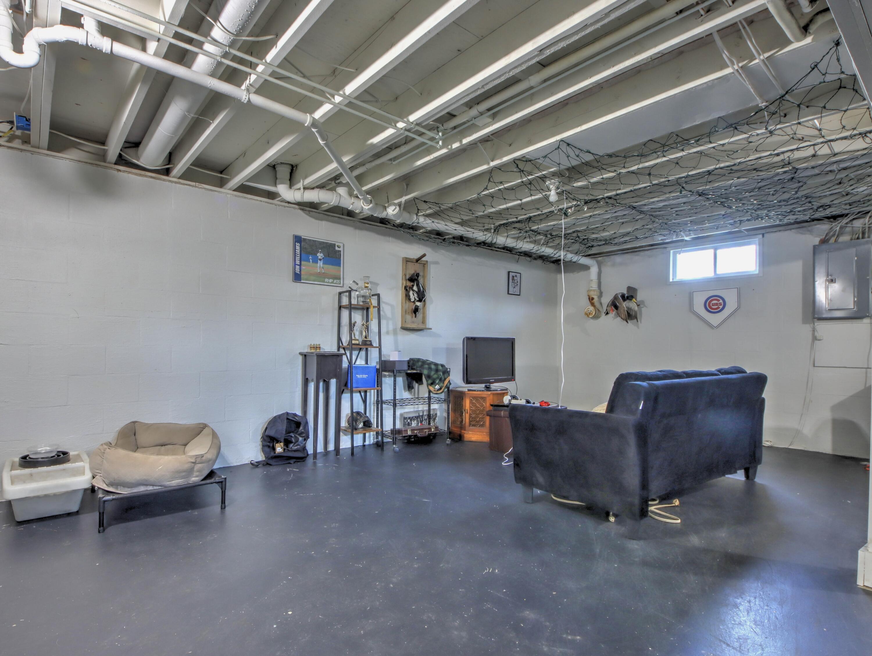 102 W 250 S, La Porte, IN 46350; Image #28