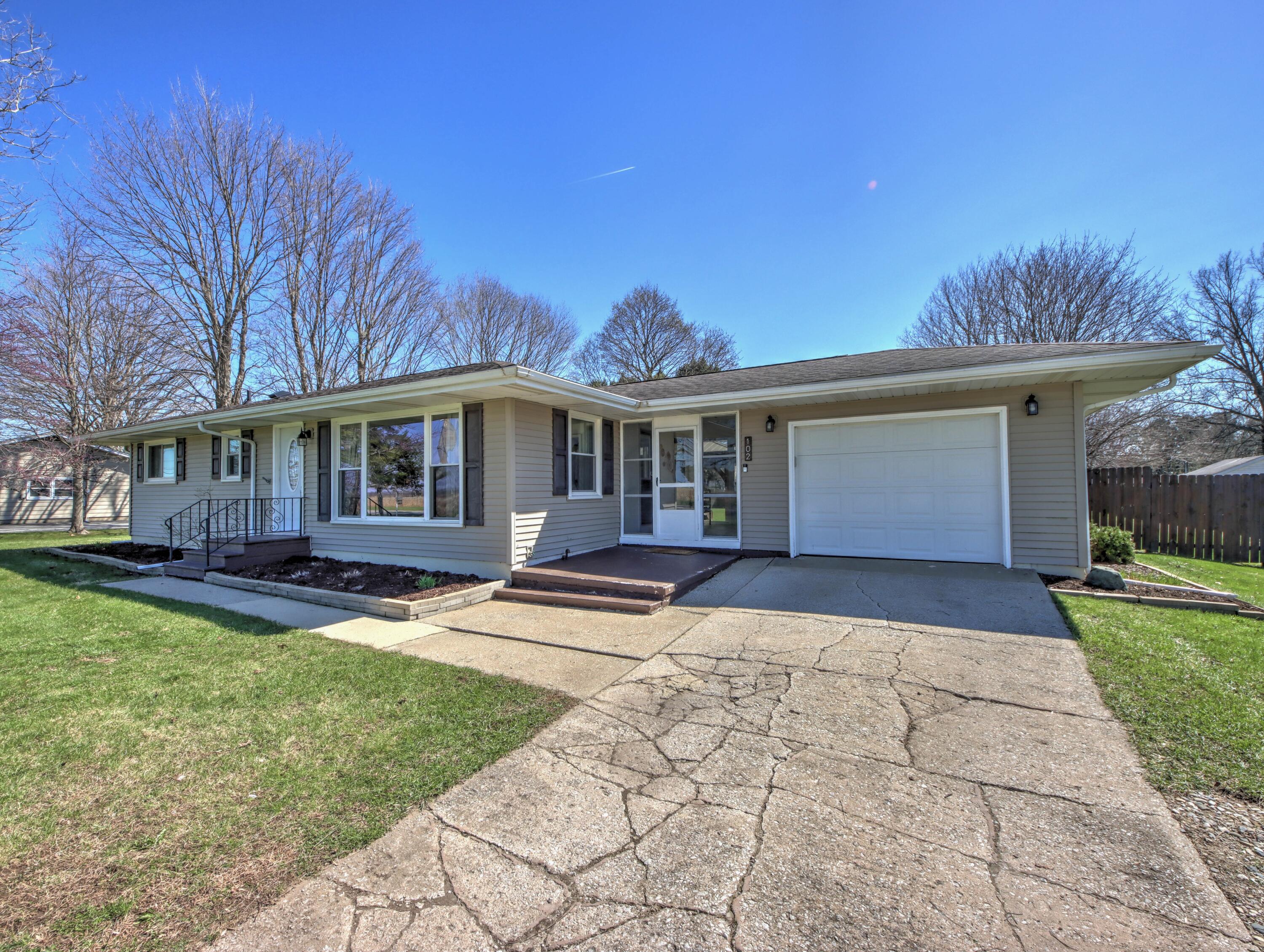 102 W 250 S, La Porte, IN 46350; Image #4