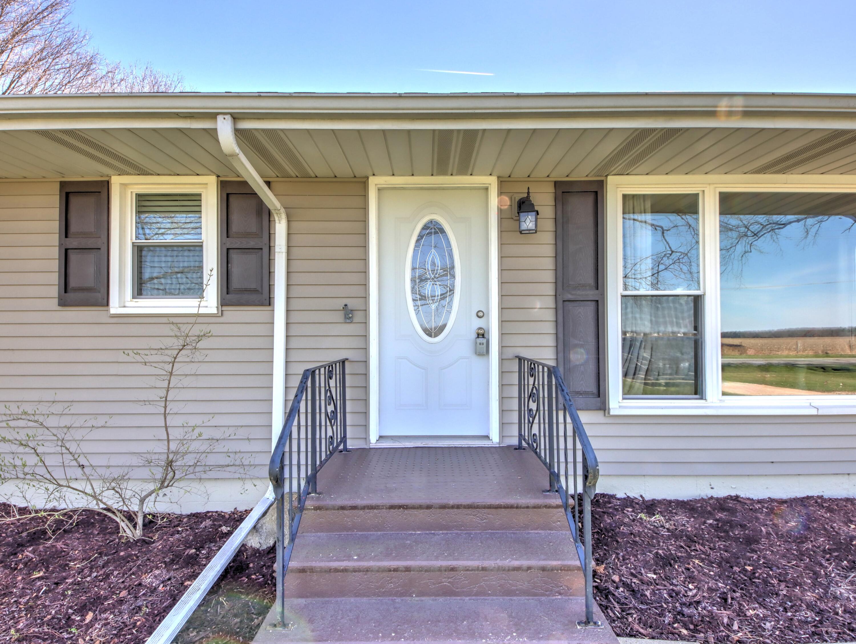 102 W 250 S, La Porte, IN 46350; Image #5