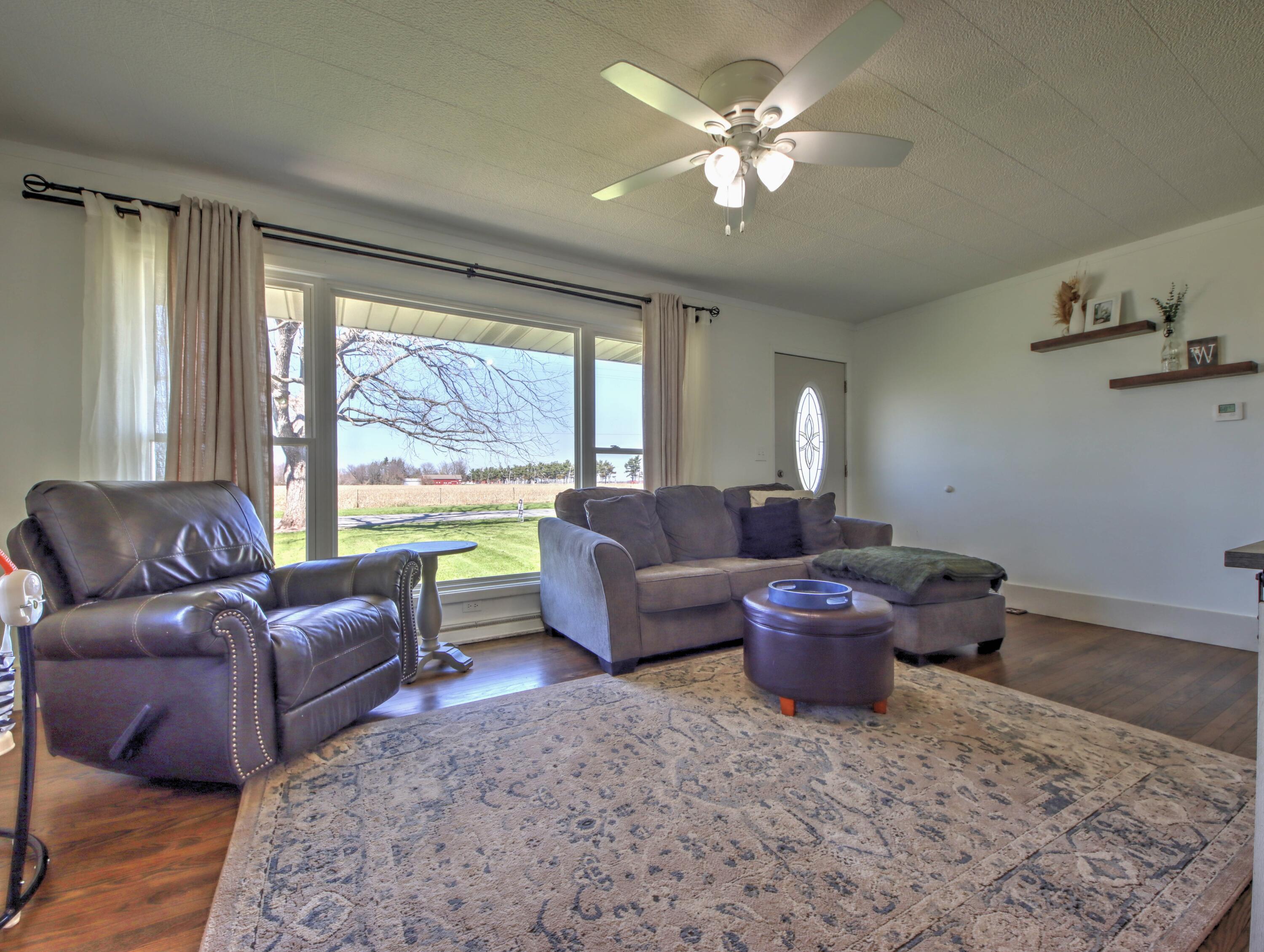 102 W 250 S, La Porte, IN 46350; Image #7