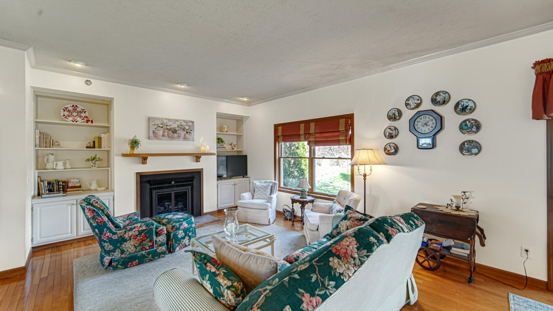 2463 W Rue Du Lac Court, La Porte, IN 46350; Image #14