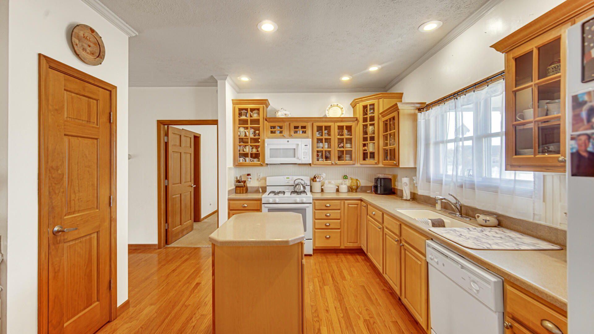 2463 W Rue Du Lac Court, La Porte, IN 46350; Image #8