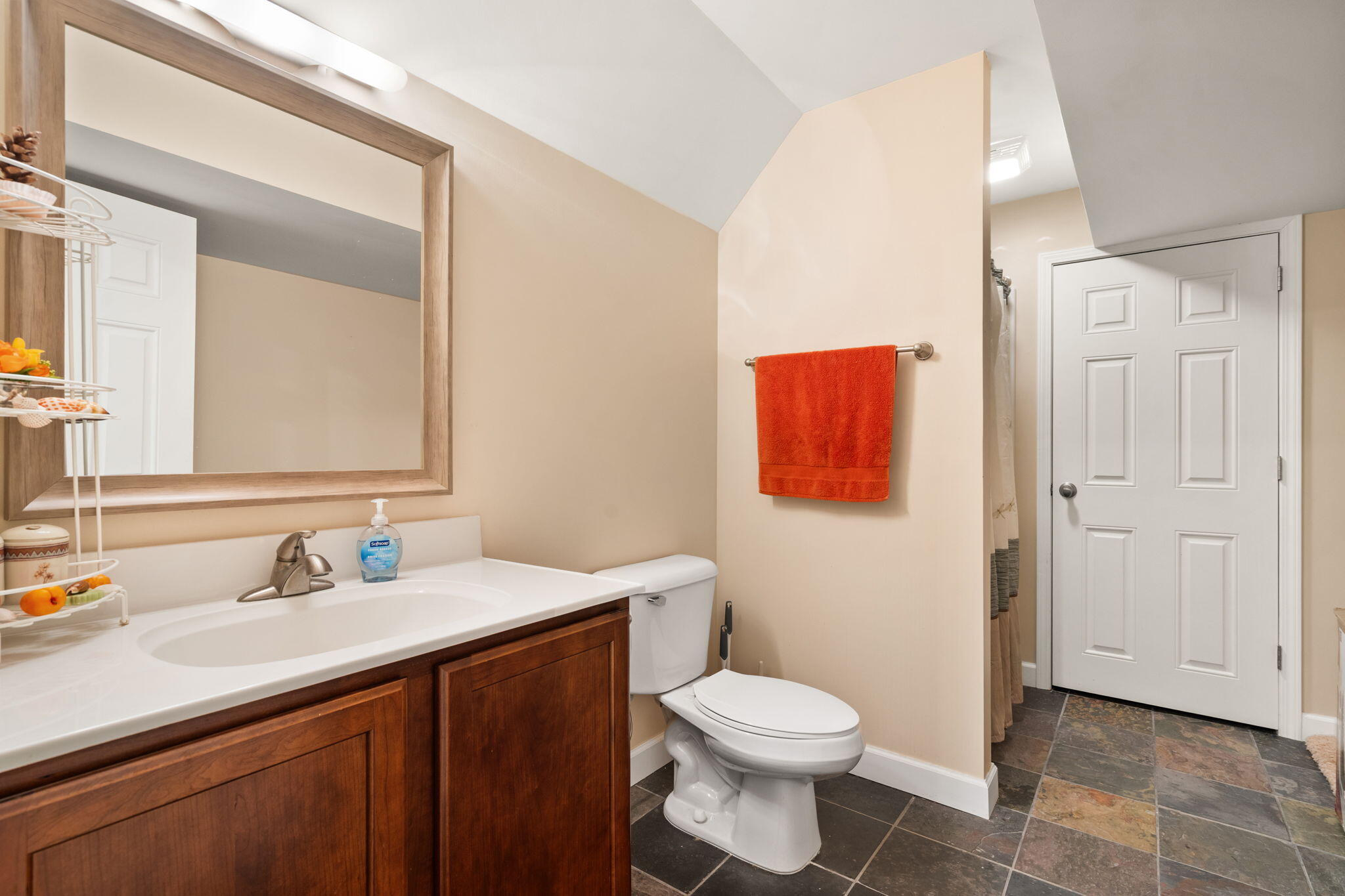 228 W Papillon Drive, Valparaiso, IN 46385; Image #32