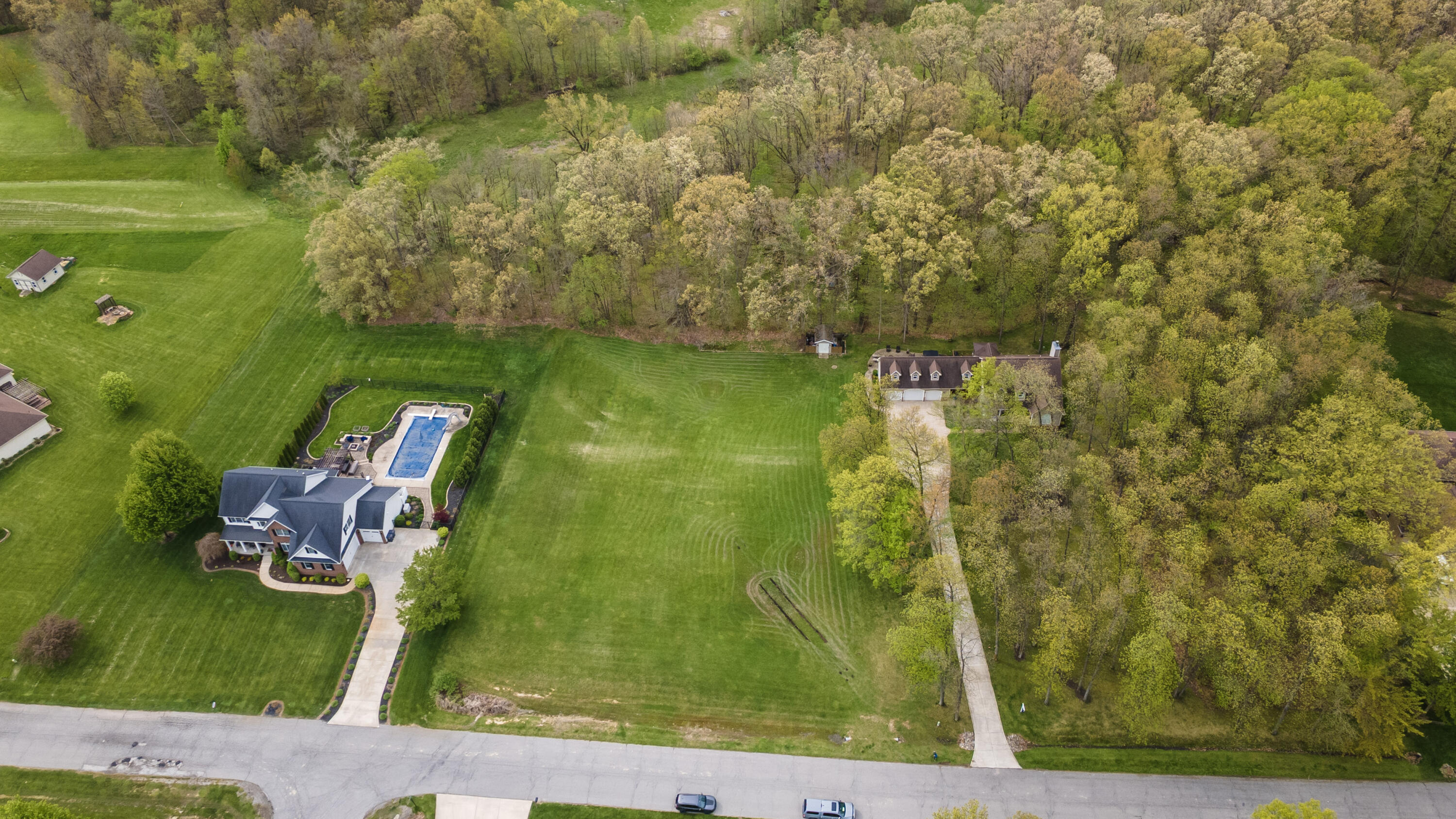 228 W Papillon Drive, Valparaiso, IN 46385; Image #54