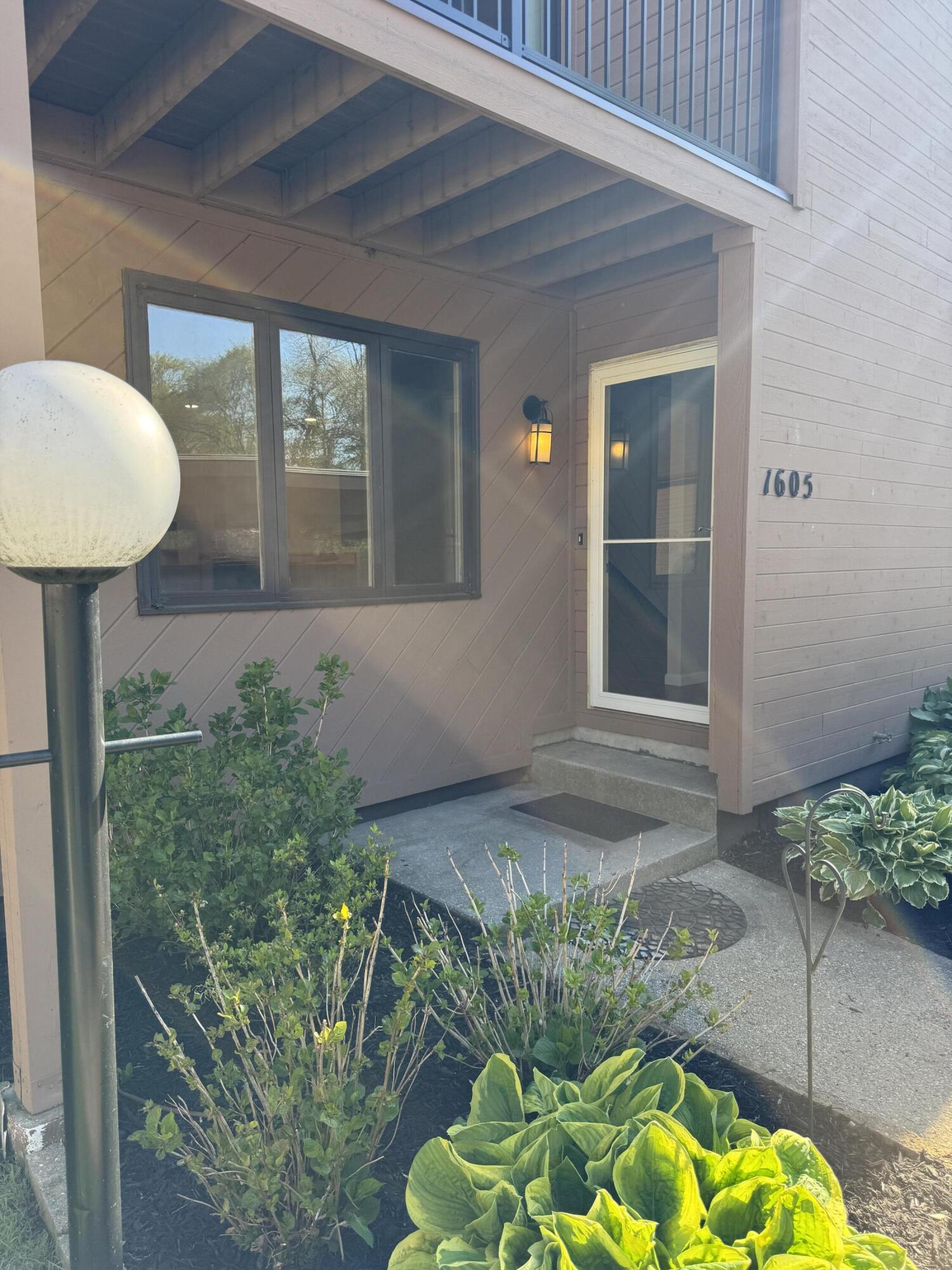 1605 Earthstone Drive, Valparaiso, IN 46383; Image #2