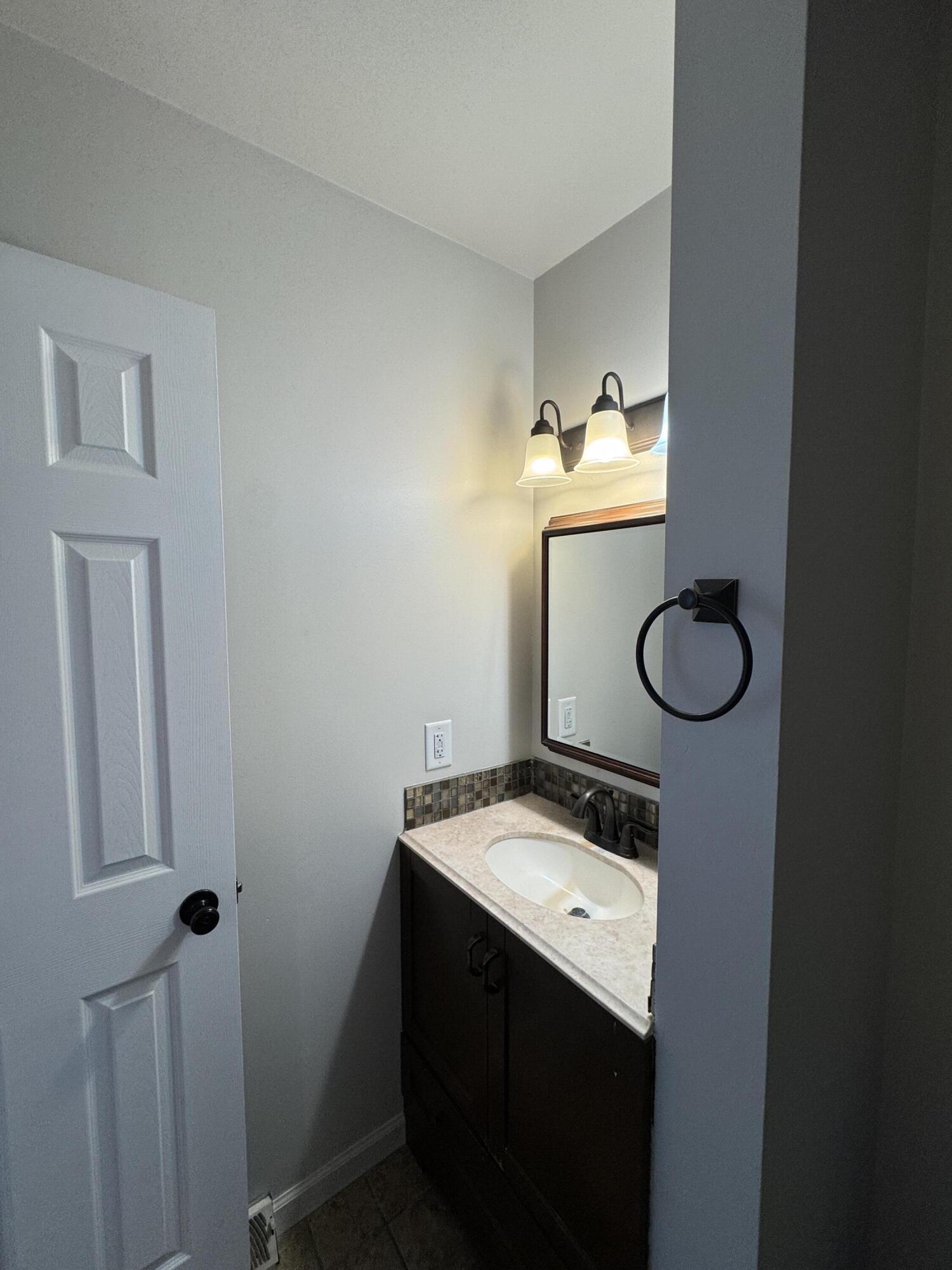 1605 Earthstone Drive, Valparaiso, IN 46383; Image #22