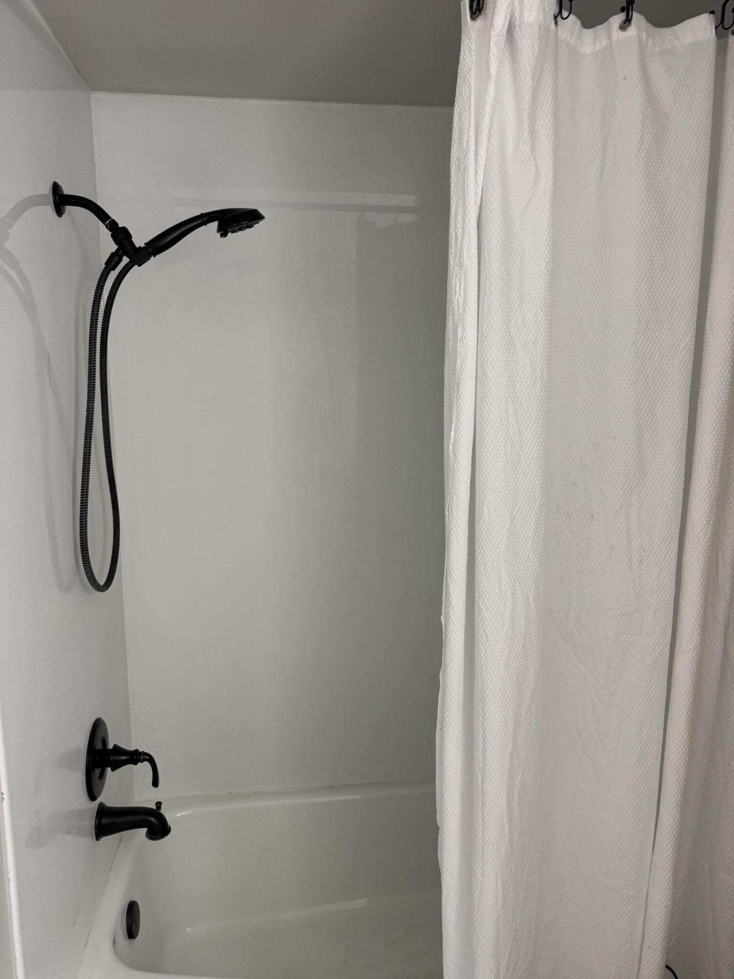 1605 Earthstone Drive, Valparaiso, IN 46383; Image #30
