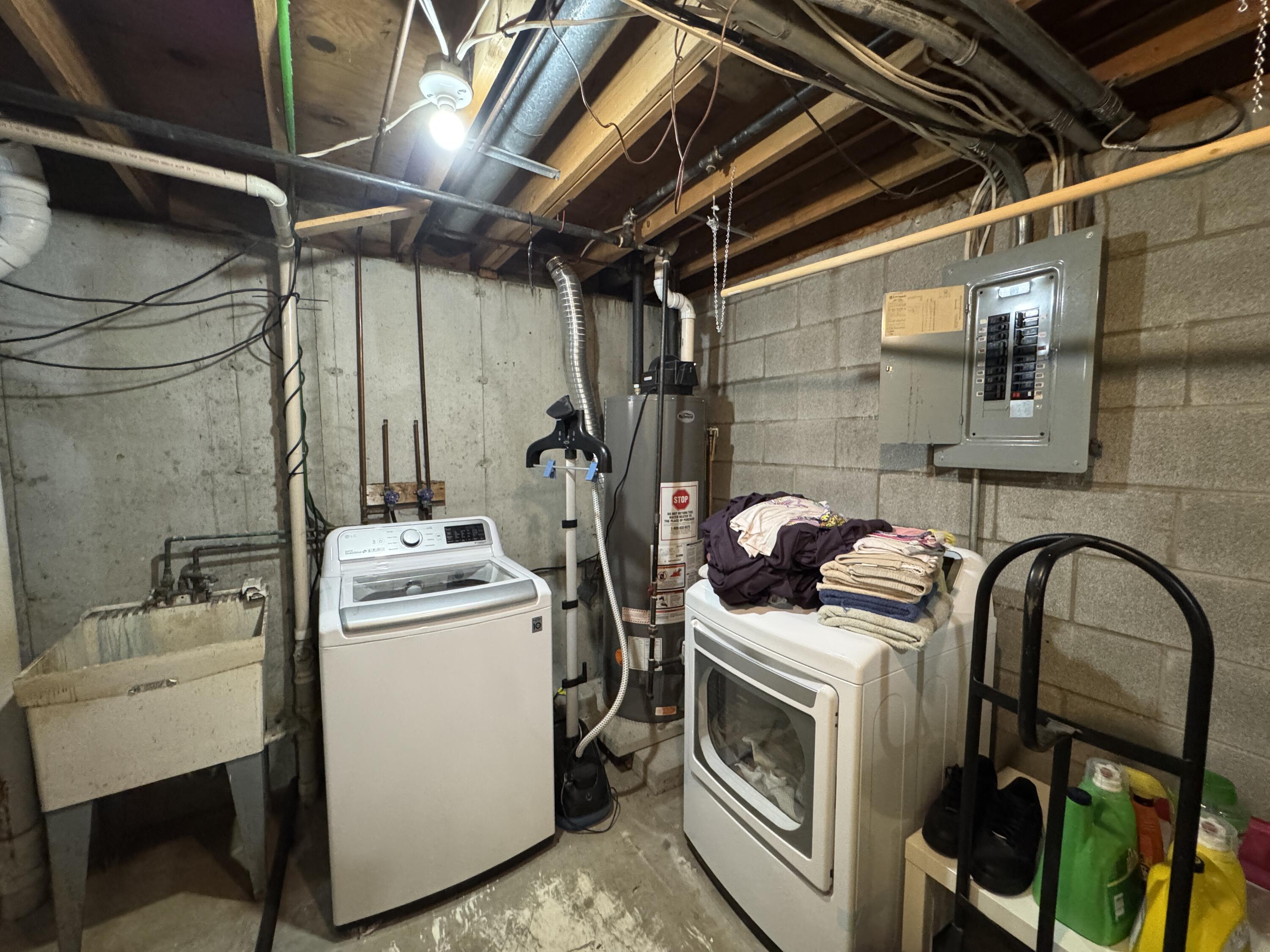 1605 Earthstone Drive, Valparaiso, IN 46383; Image #34