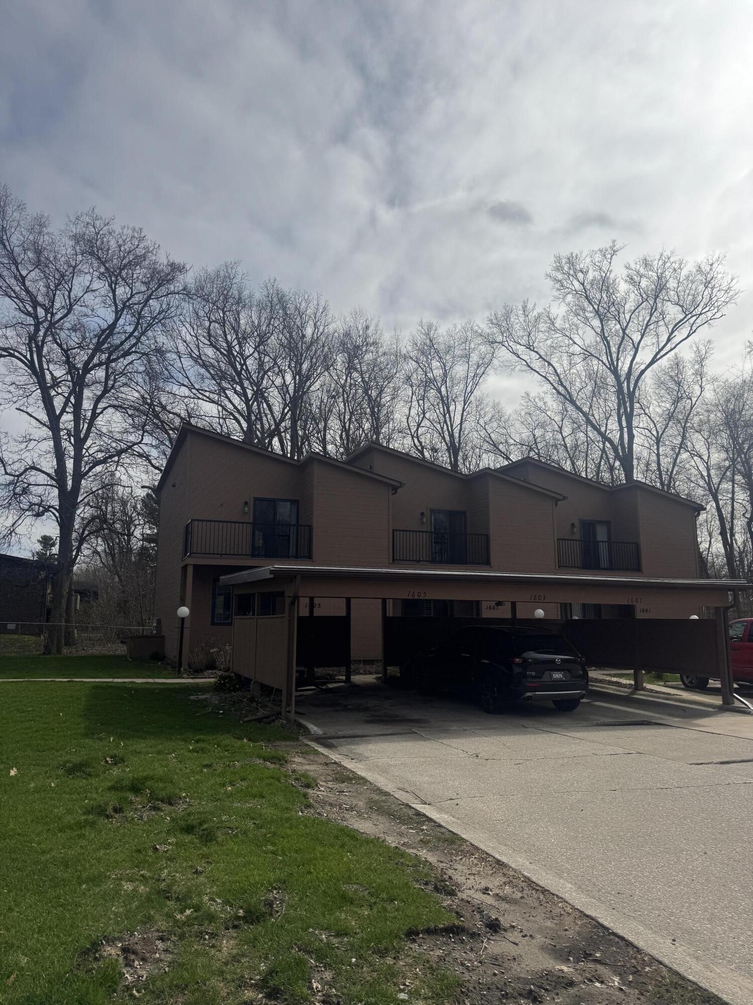1605 Earthstone Drive, Valparaiso, IN 46383; Image #9