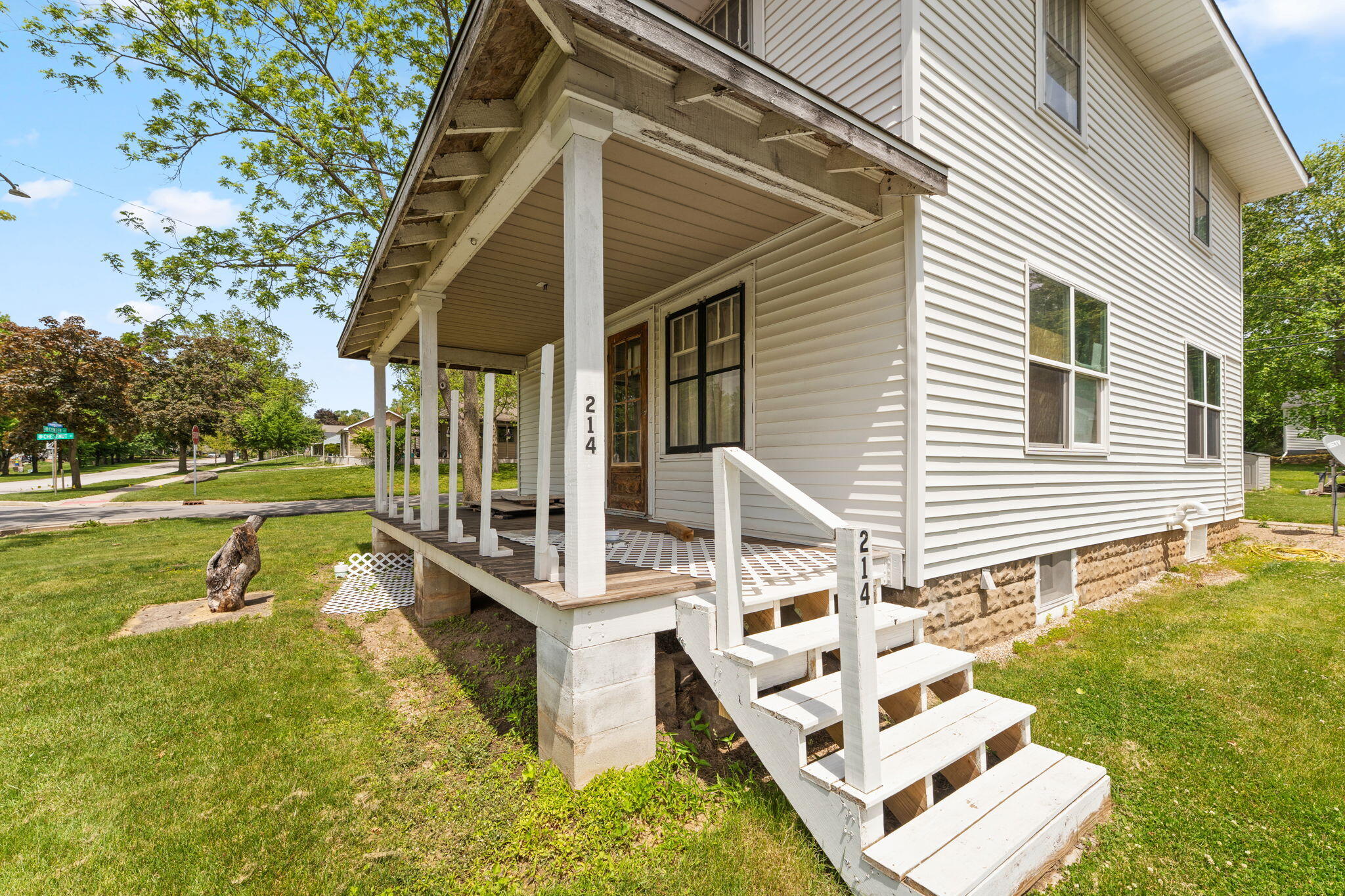 214 Center Street, Valparaiso, IN 46385; Image #2