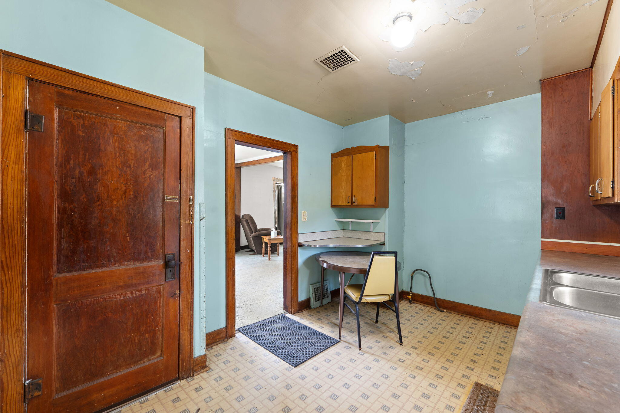 214 Center Street, Valparaiso, IN 46385; Image #8