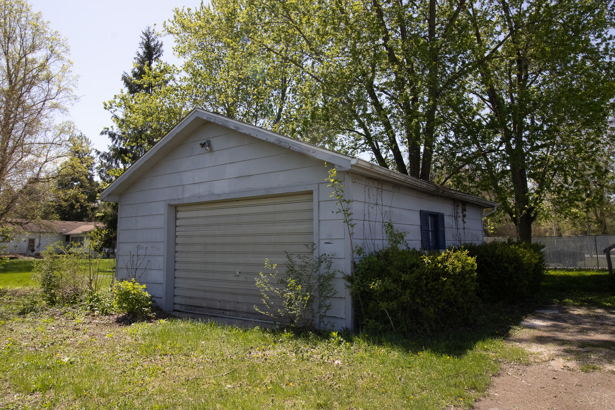 105 W Green Street, San Pierre, IN 46374; Image #12