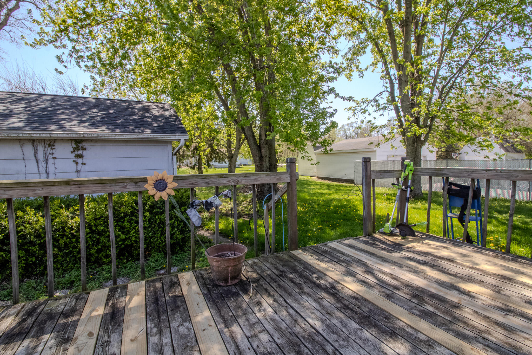 105 W Green Street, San Pierre, IN 46374; Image #14